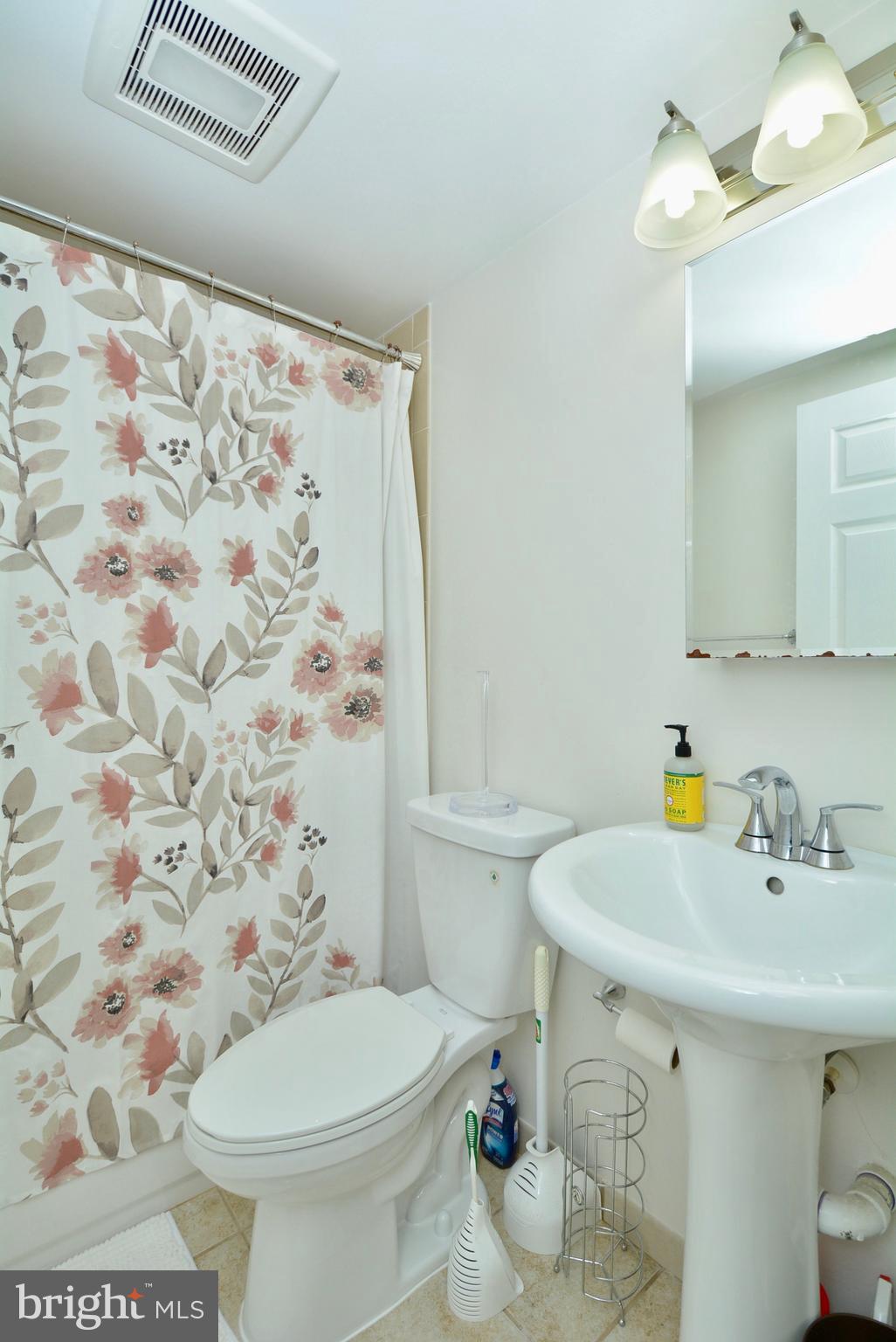 LONGMEAD - Residential