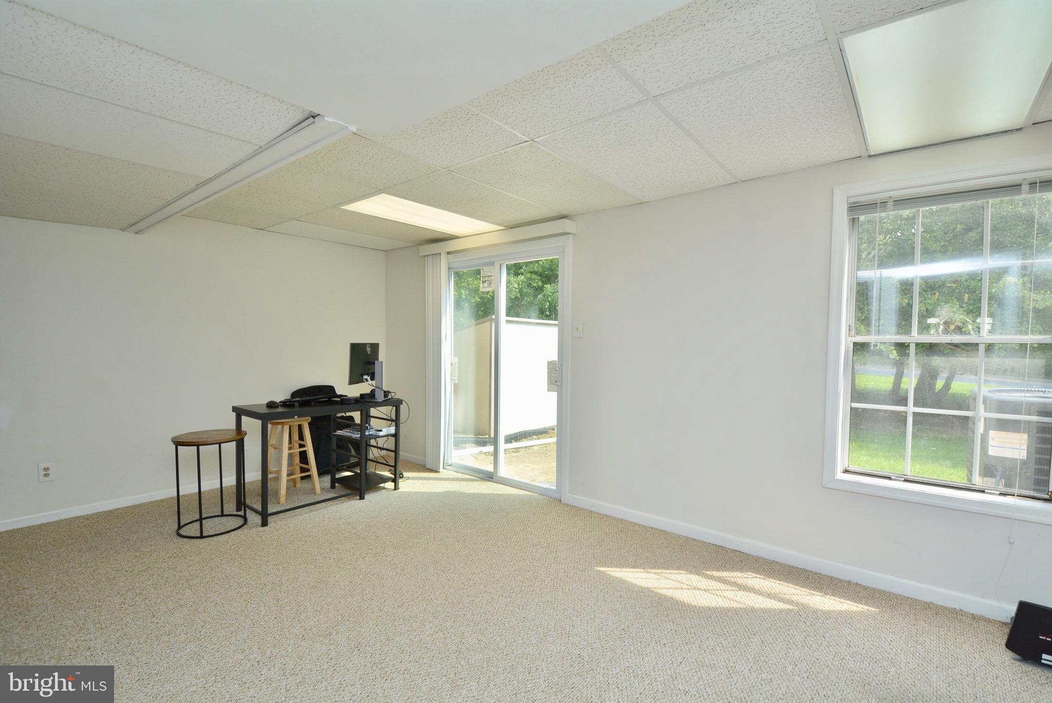 LONGMEAD - Residential