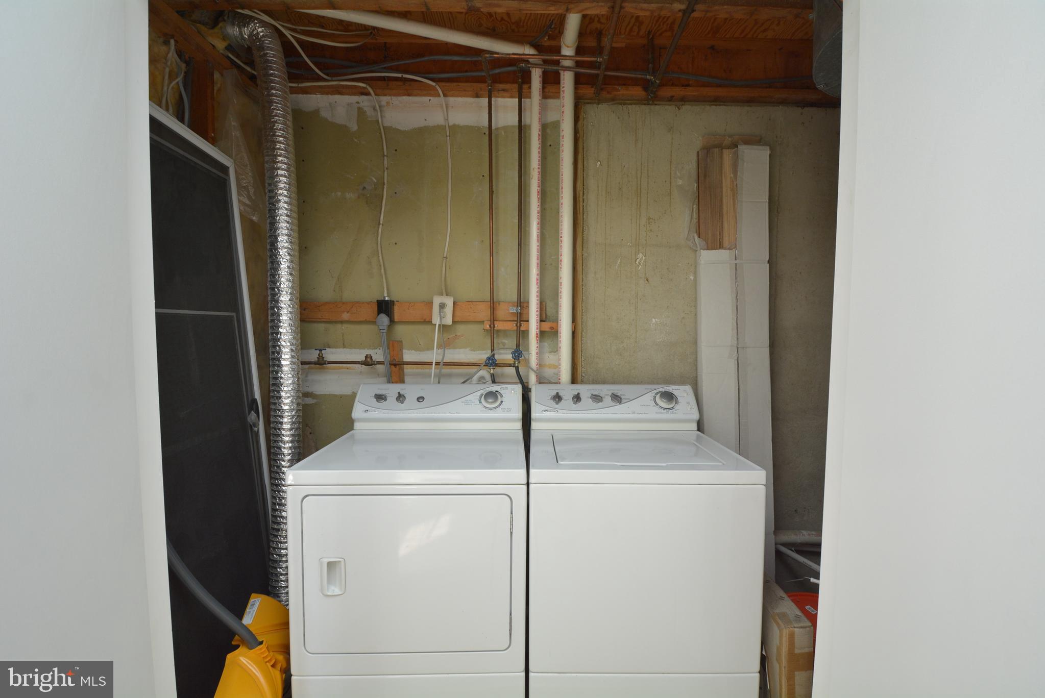 LONGMEAD - Residential