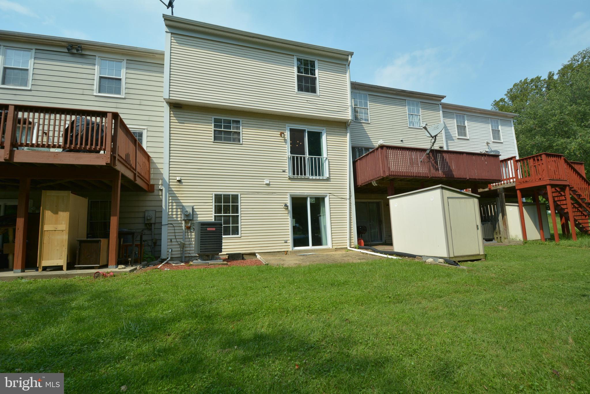 LONGMEAD - Residential