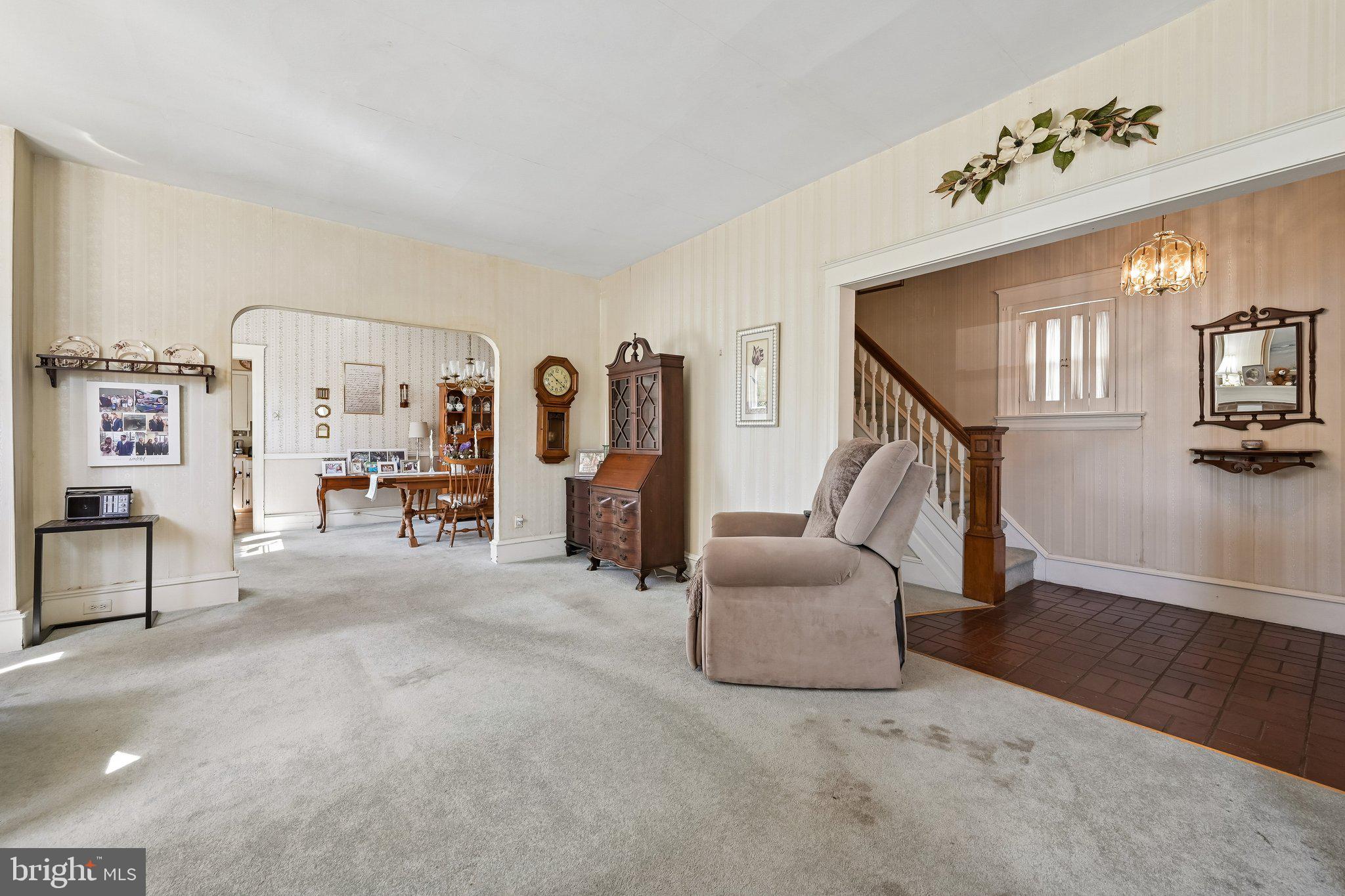 228 HEULINGS AVENUE