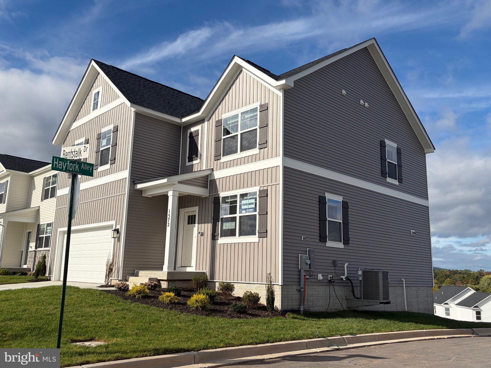 1572 BENTSTALK DRIVE