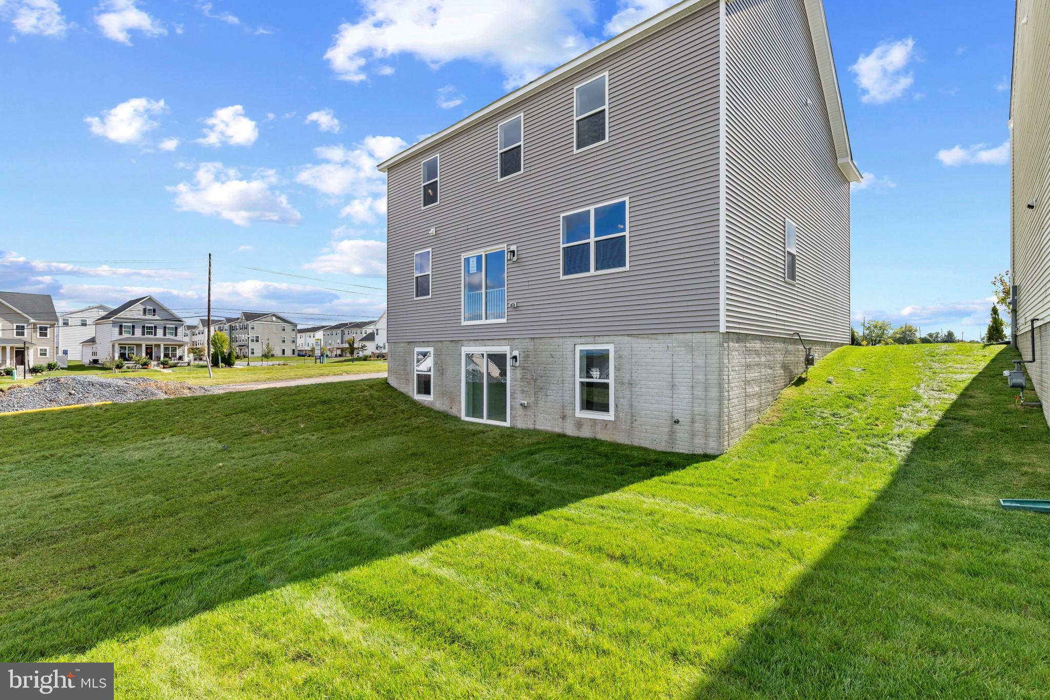 1572 BENTSTALK DRIVE