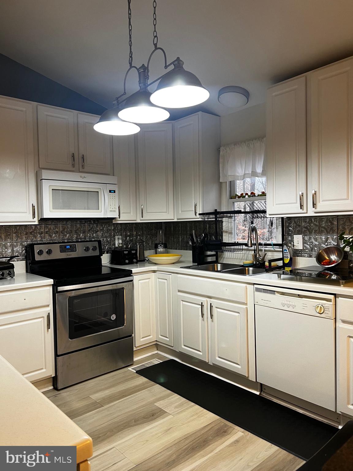 HICKORY RIDGE - Residential