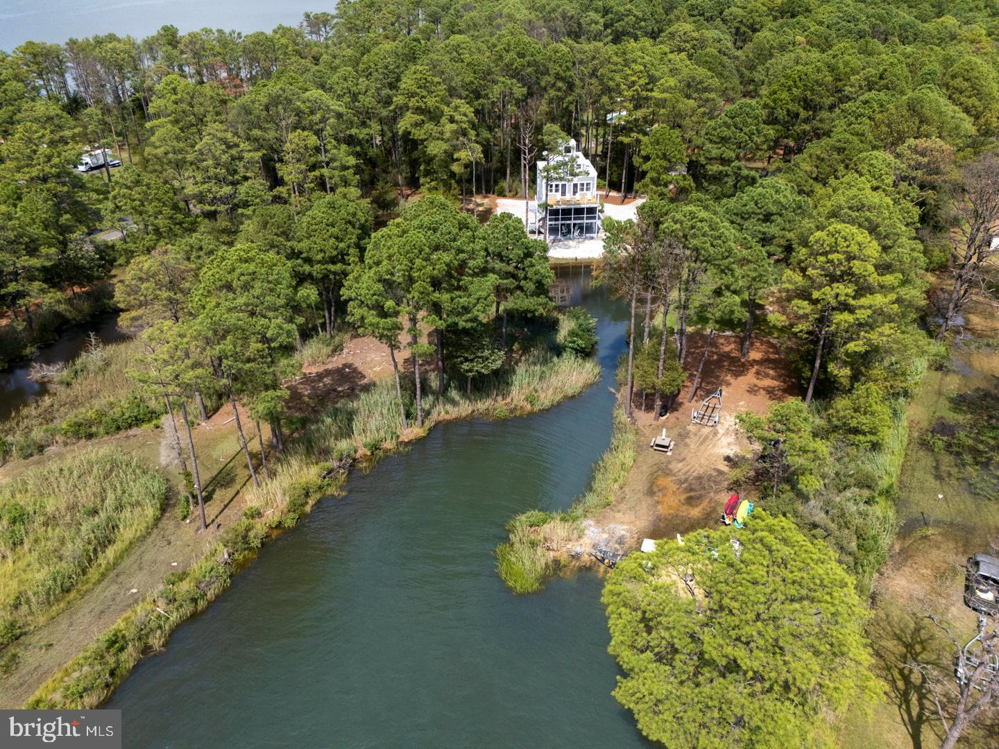 TOWN POINT ESTATES - Residential