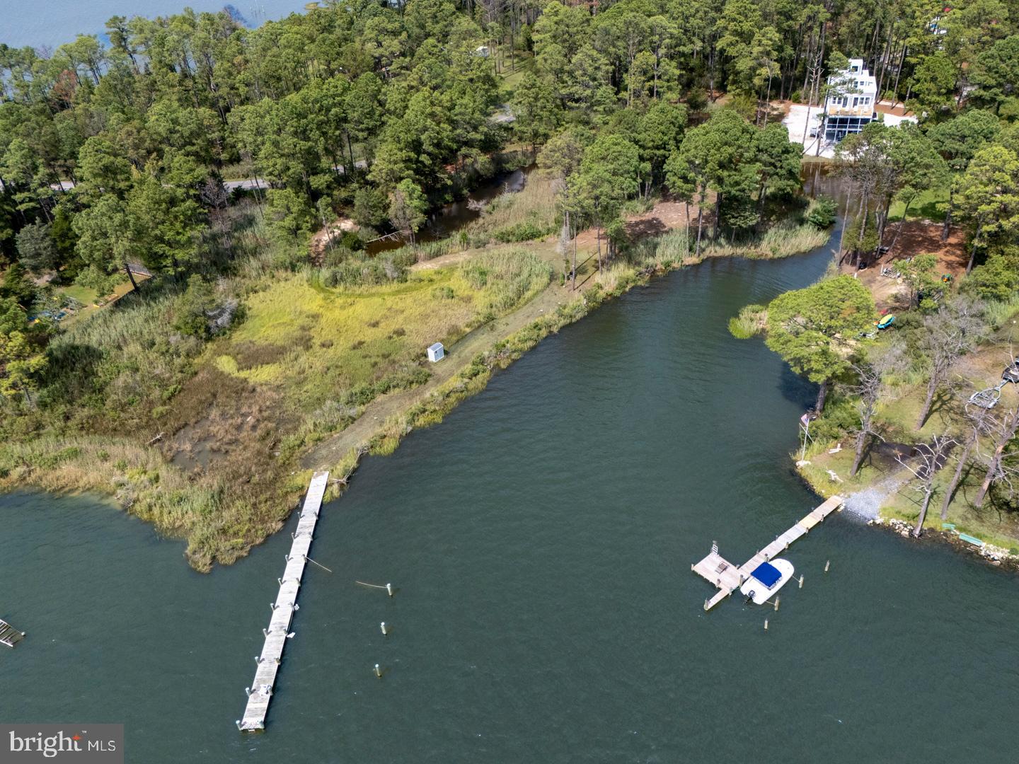 TOWN POINT ESTATES - Residential