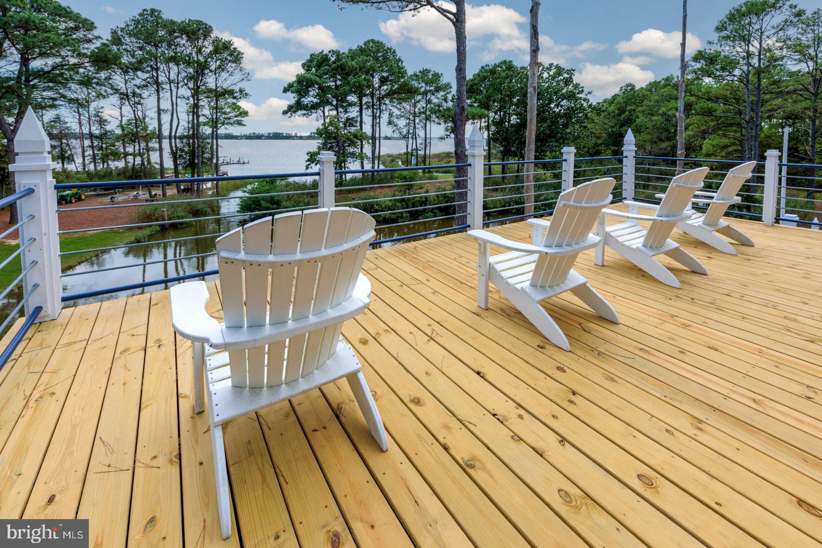 TOWN POINT ESTATES - Residential