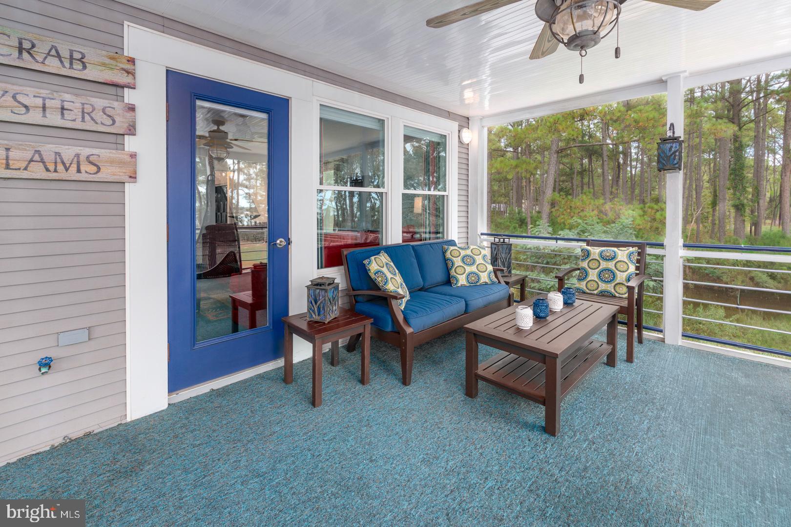 TOWN POINT ESTATES - Residential