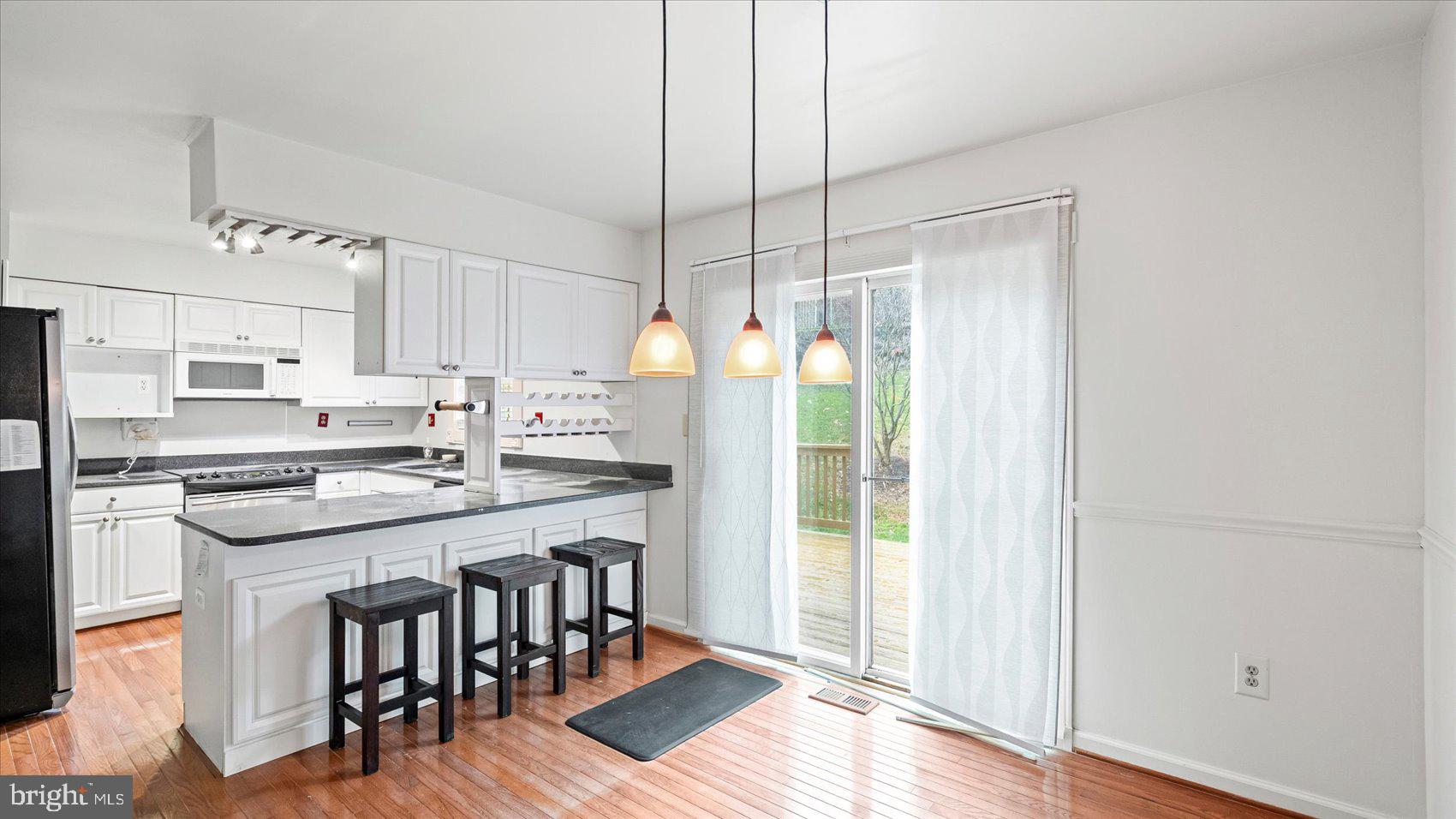 GOUCHER WOODS - Residential Lease