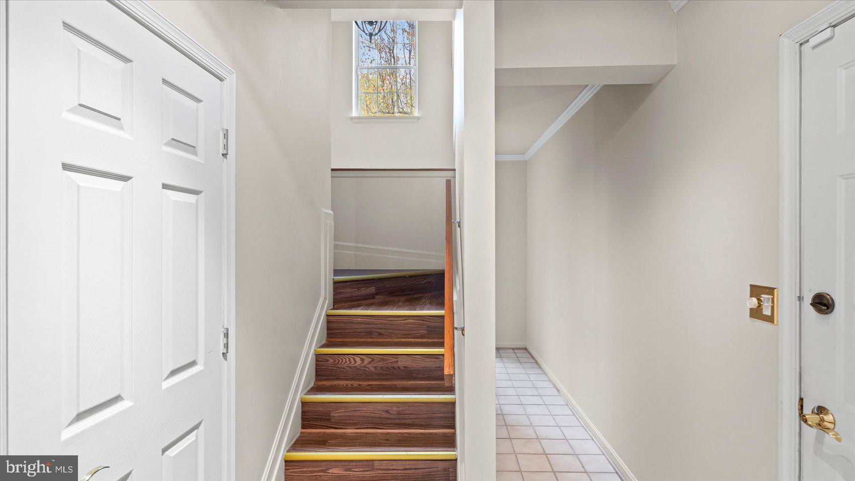 GOUCHER WOODS - Residential Lease