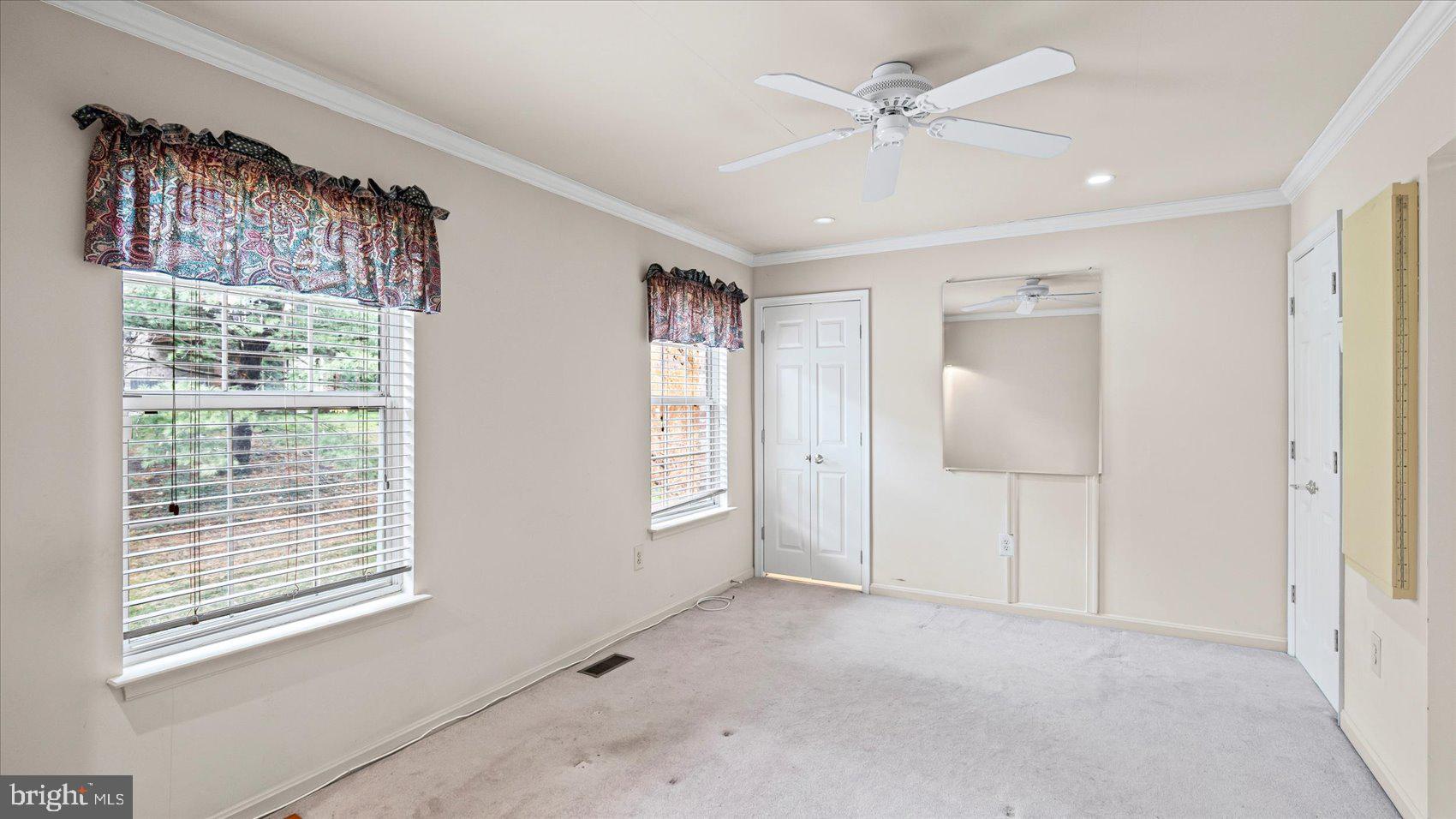 GOUCHER WOODS - Residential Lease