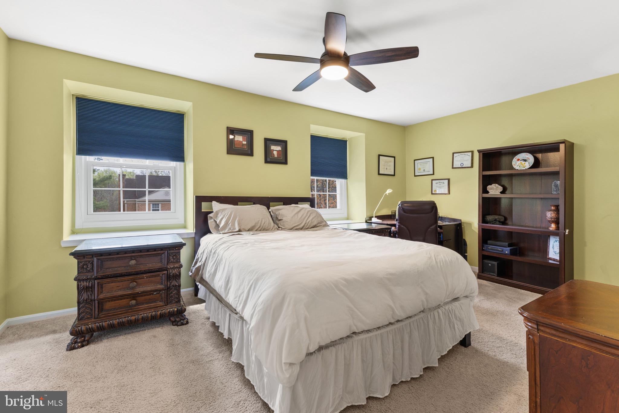 LAKEPOINTE - Residential