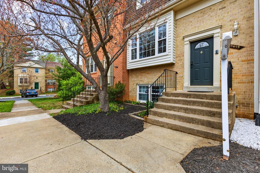 Nestled in the welcoming residential area of Burke, Virginia, the 4 bedroom townhome at 5619 Rapid Run Court offers an inviting home, ready for you to move in and make it your own. The living room presents a warm and sophisticated space, enhanced by the elegant touch of crown molding that promises cozy evenings The kitchen is equipped with stone countertops and a backsplash, giving it a modern and sleek feel. Envision yourself preparing meals in this stylish space, where form meets function in a delightful culinary setting.The bedroom provides a private retreat, complete with an ensuite bathroom for ultimate convenience. Start and end your days in this personal sanctuary, designed for relaxation and rejuvenation. The bathroom is fitted with a walk in shower.The townhome includes a deck and a patio, perfect for enjoying the outdoors. The fenced backyard offers an enclosed space for relaxation.This townhome is a wonderful place to create lasting memories.
Recent updates include - Main level and lower lelve flooring, Kitchen appliances, the roof 2019,, water heater 80 gallon tank, washer and dryer, back fencing, back door, closet doors, Seller will need a rent back.  Seller will be selling some of his furniture.  Price will be on the furniture he will be selling.