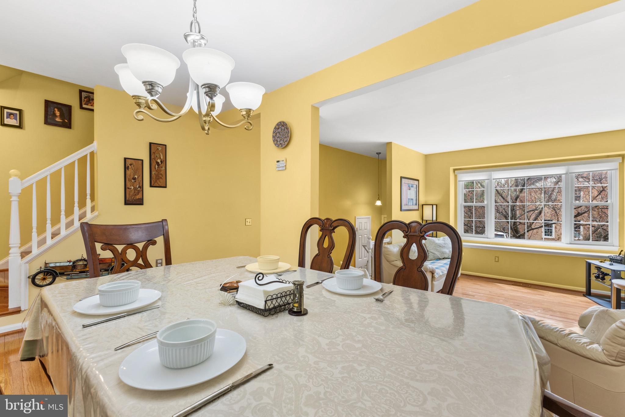 LAKEPOINTE - Residential