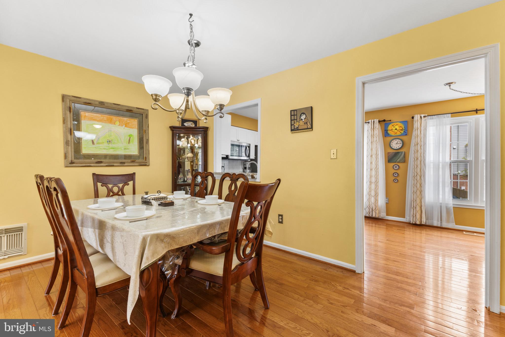 LAKEPOINTE - Residential