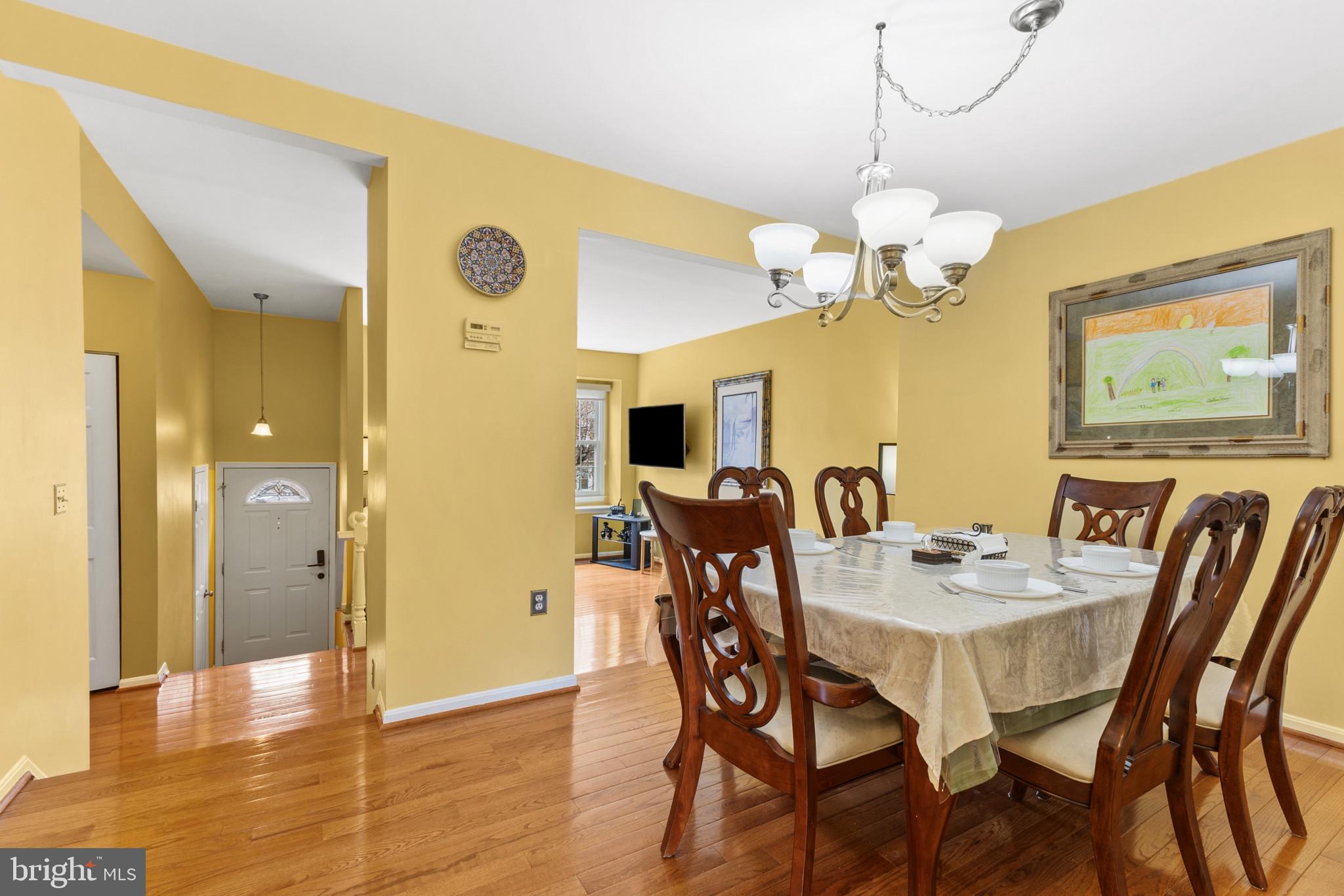 LAKEPOINTE - Residential