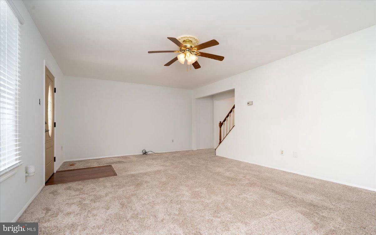 1715 FERNHAM COURT