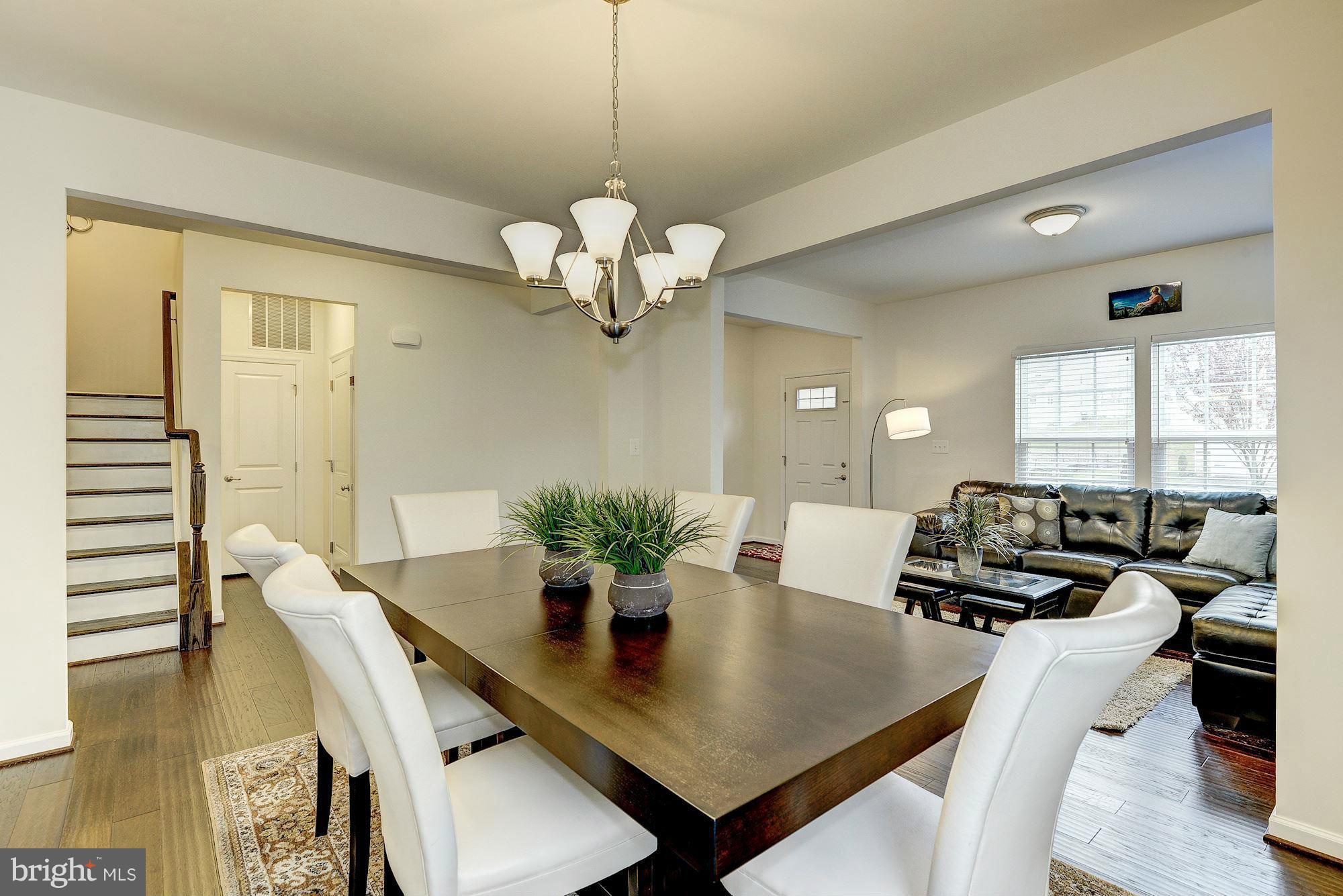 SEVEN HILLS - Residential