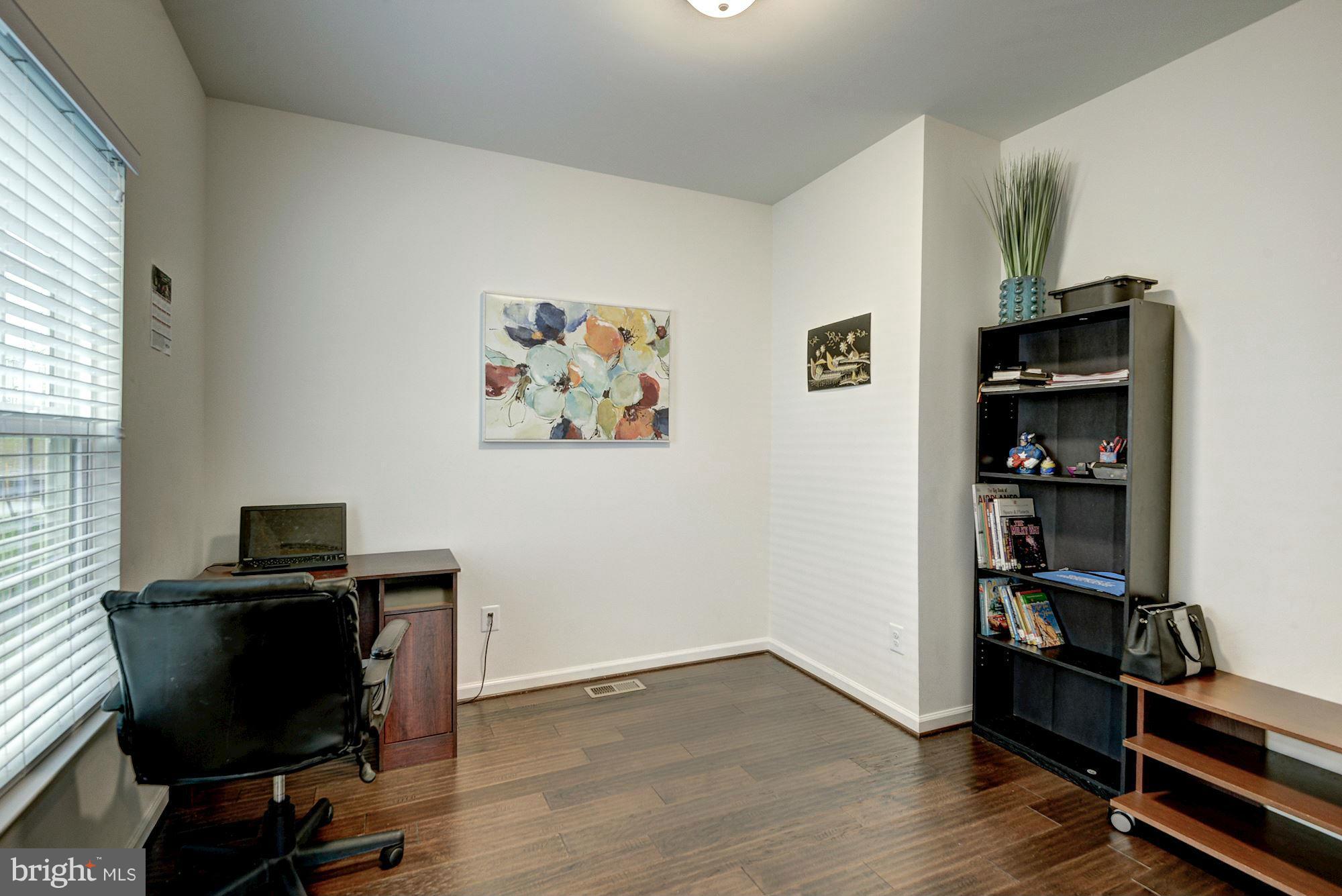 SEVEN HILLS - Residential