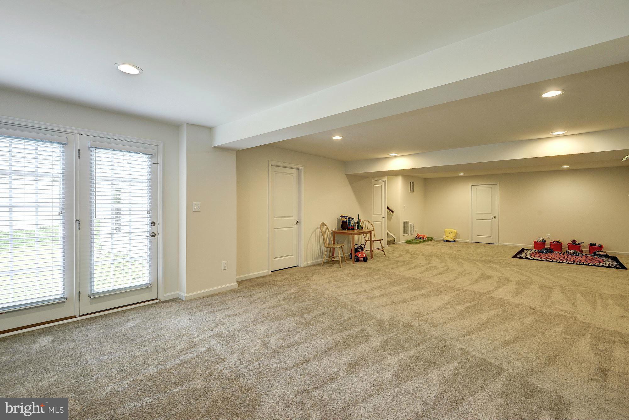 SEVEN HILLS - Residential