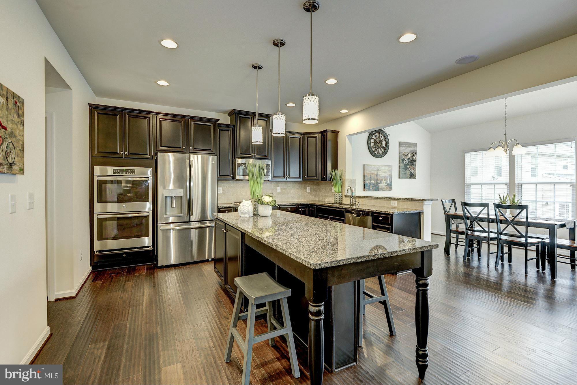 SEVEN HILLS - Residential