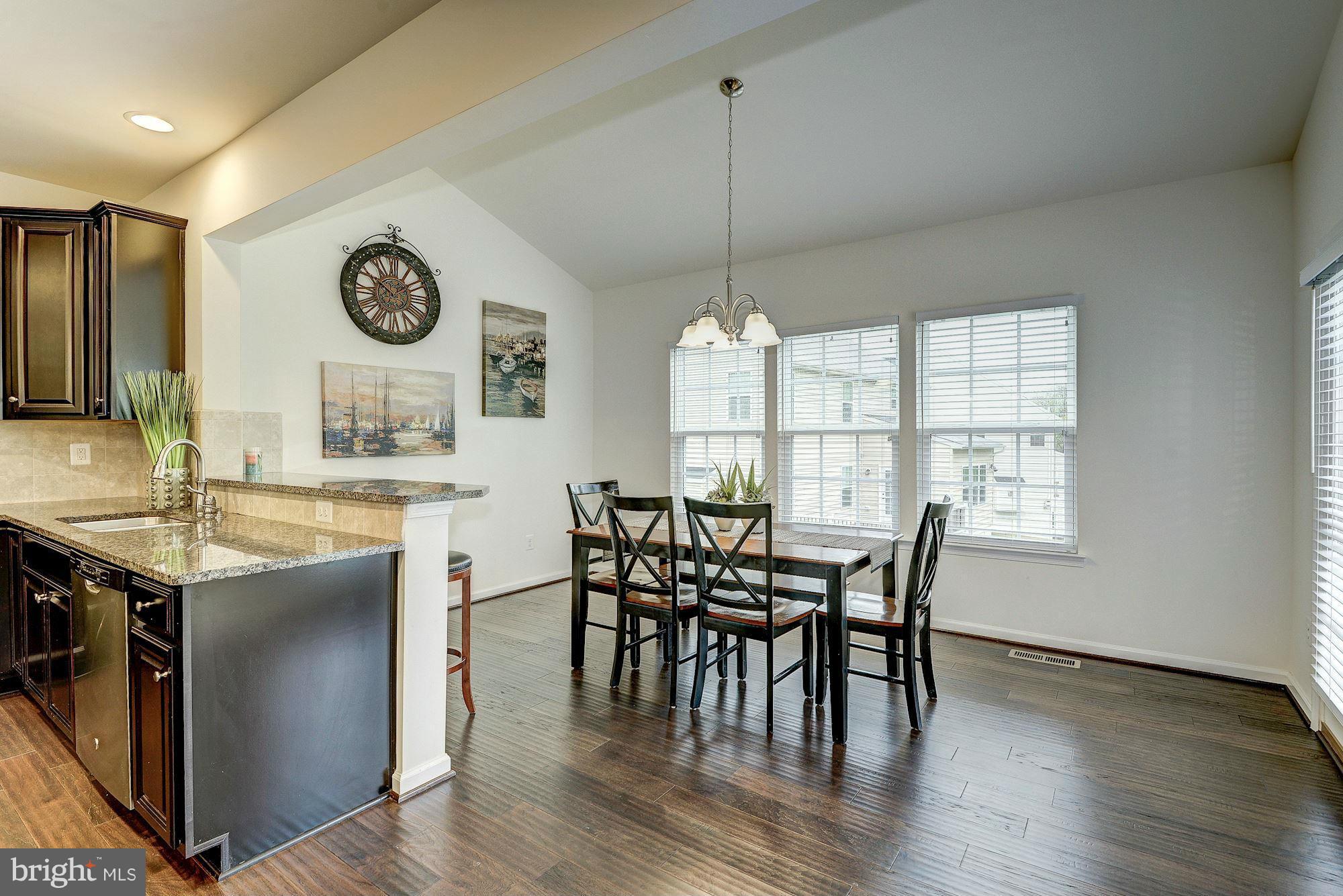 SEVEN HILLS - Residential