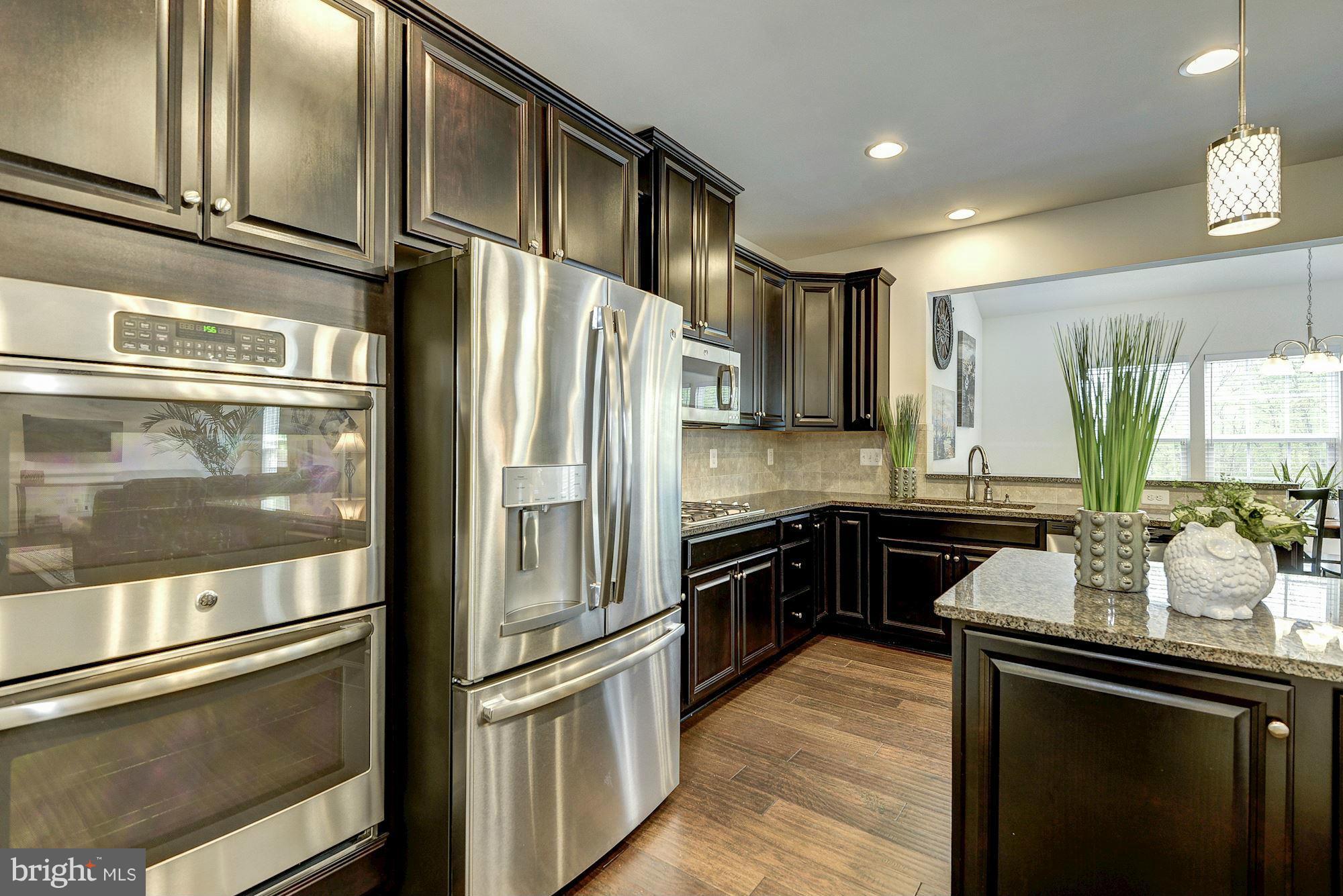 SEVEN HILLS - Residential