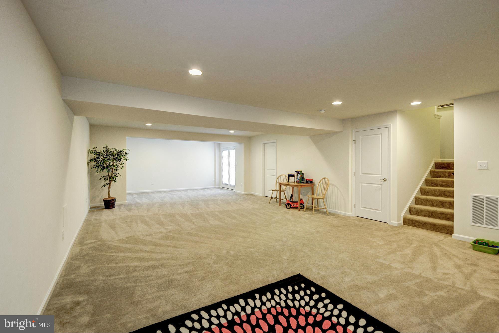 SEVEN HILLS - Residential