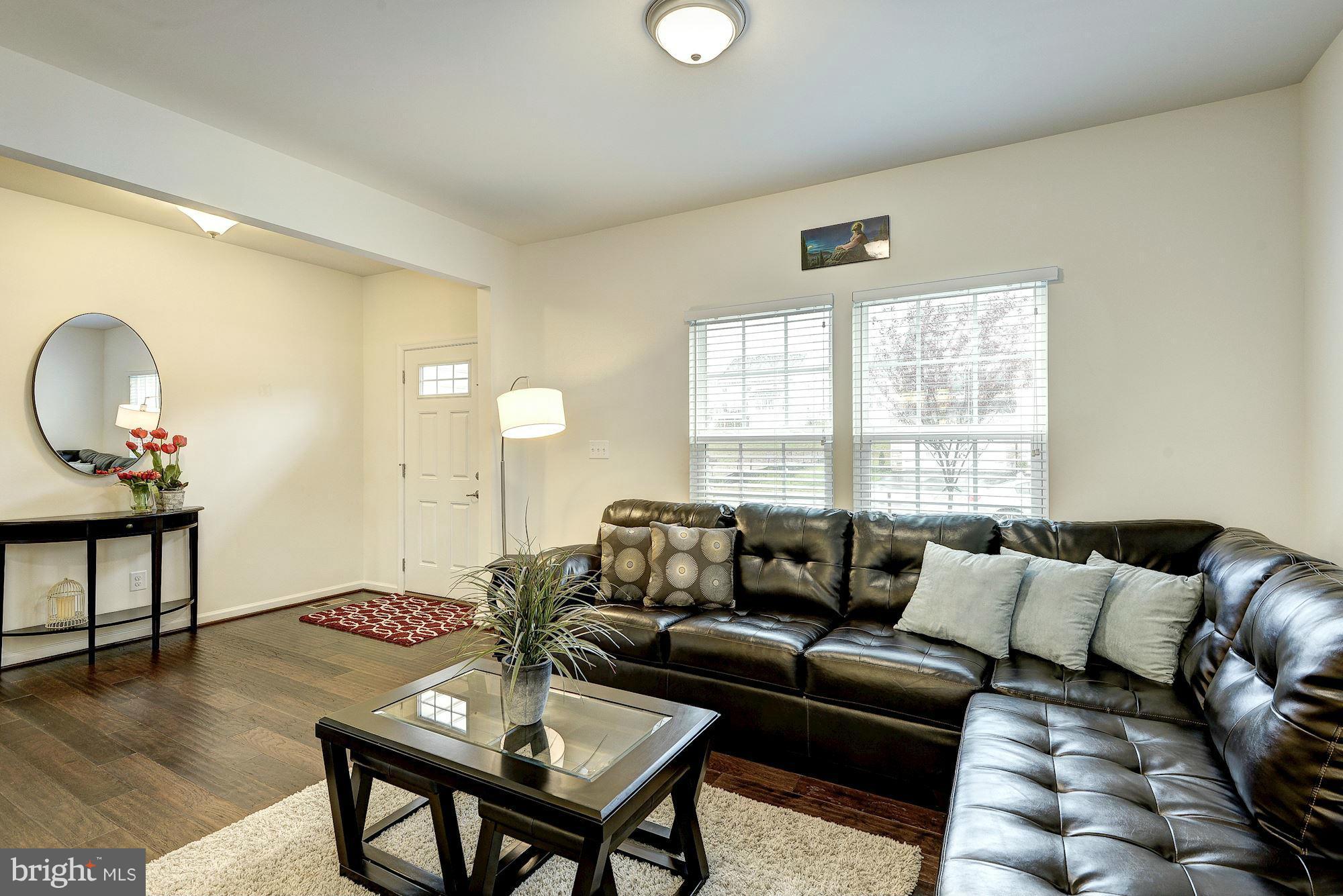 SEVEN HILLS - Residential