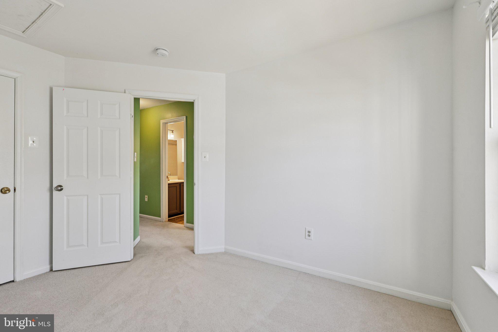 SOUTH LAKE AT MONTCLAIR - Residential