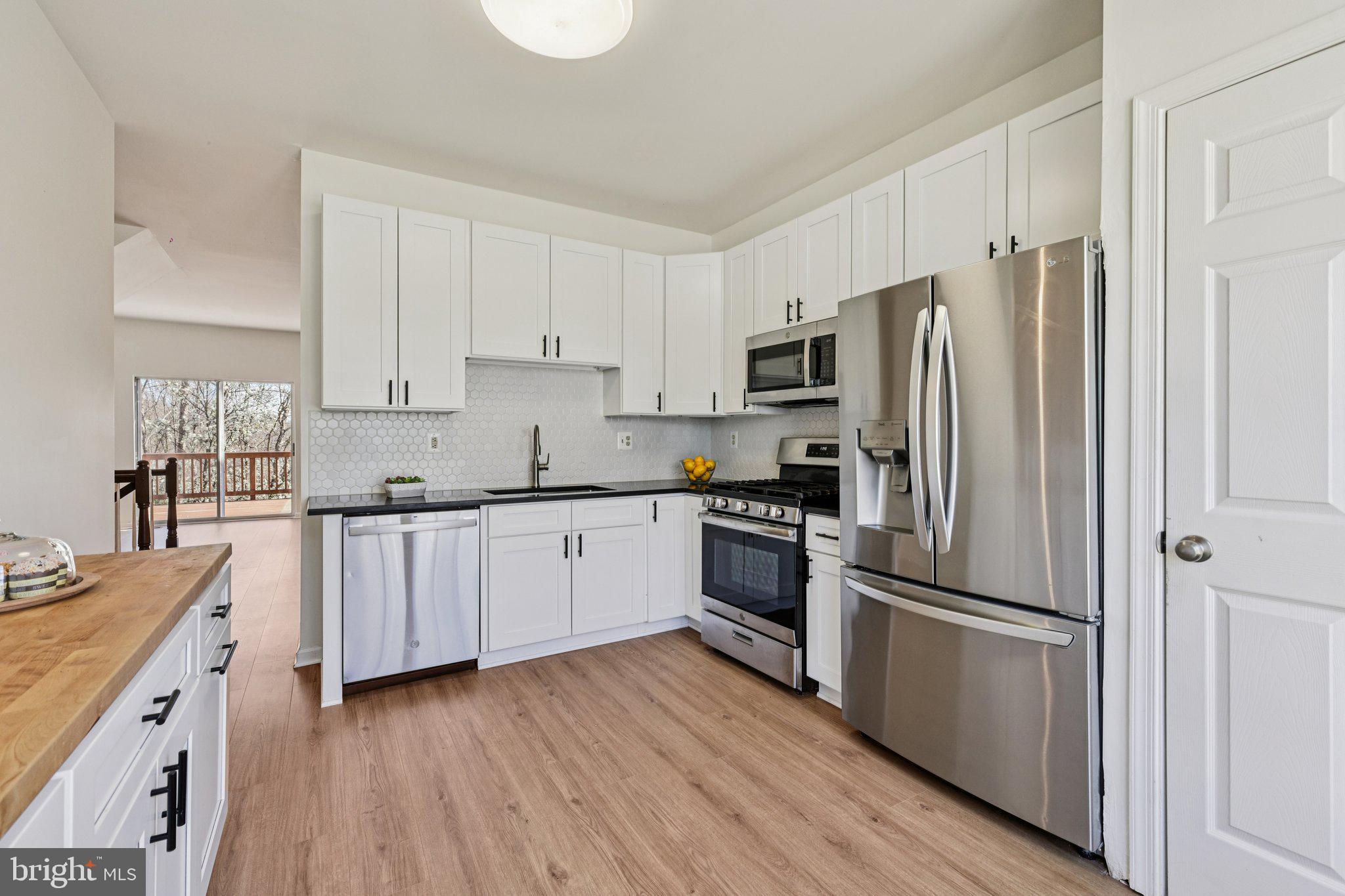 SOUTH LAKE AT MONTCLAIR - Residential