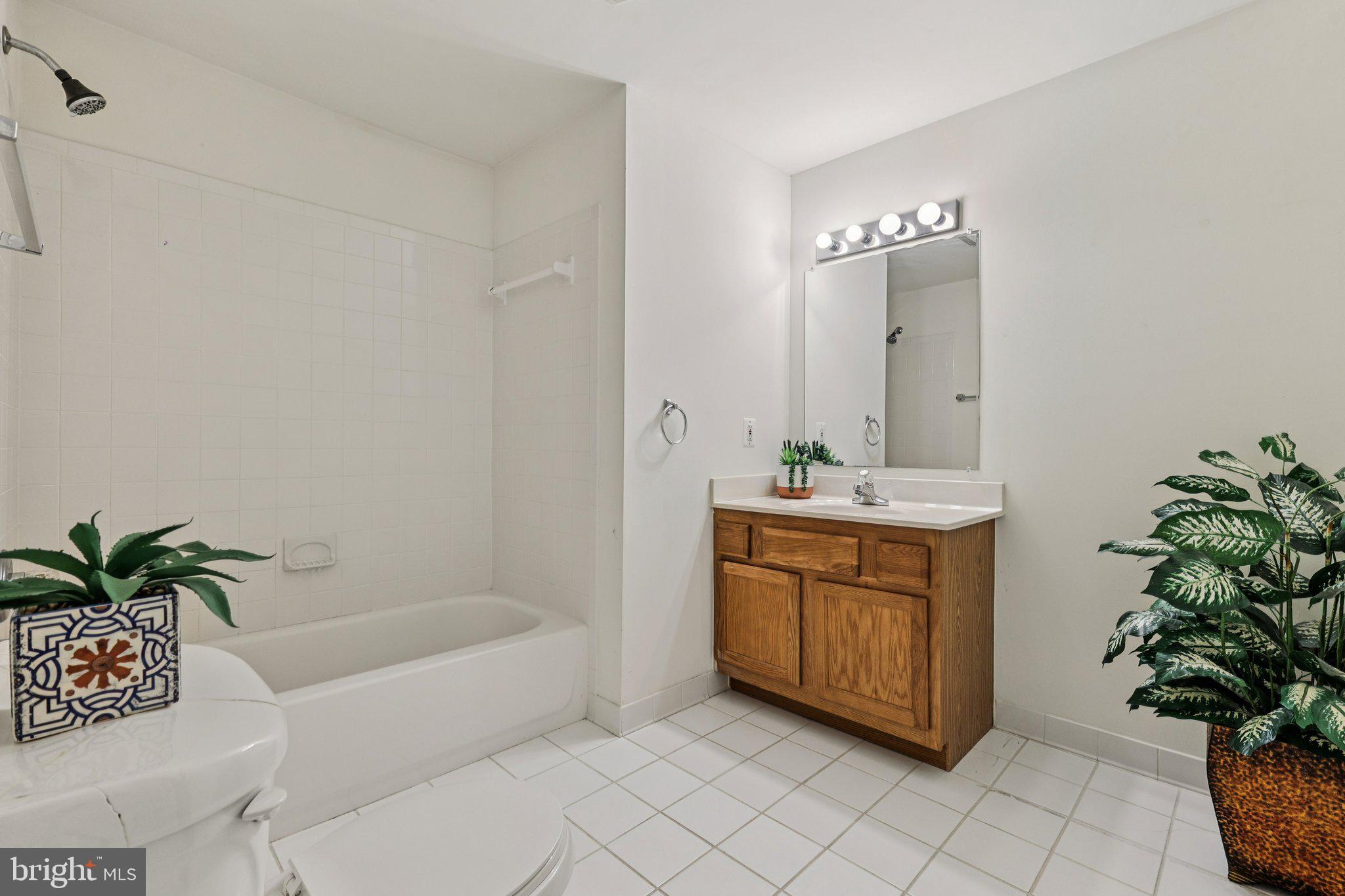 SOUTH LAKE AT MONTCLAIR - Residential