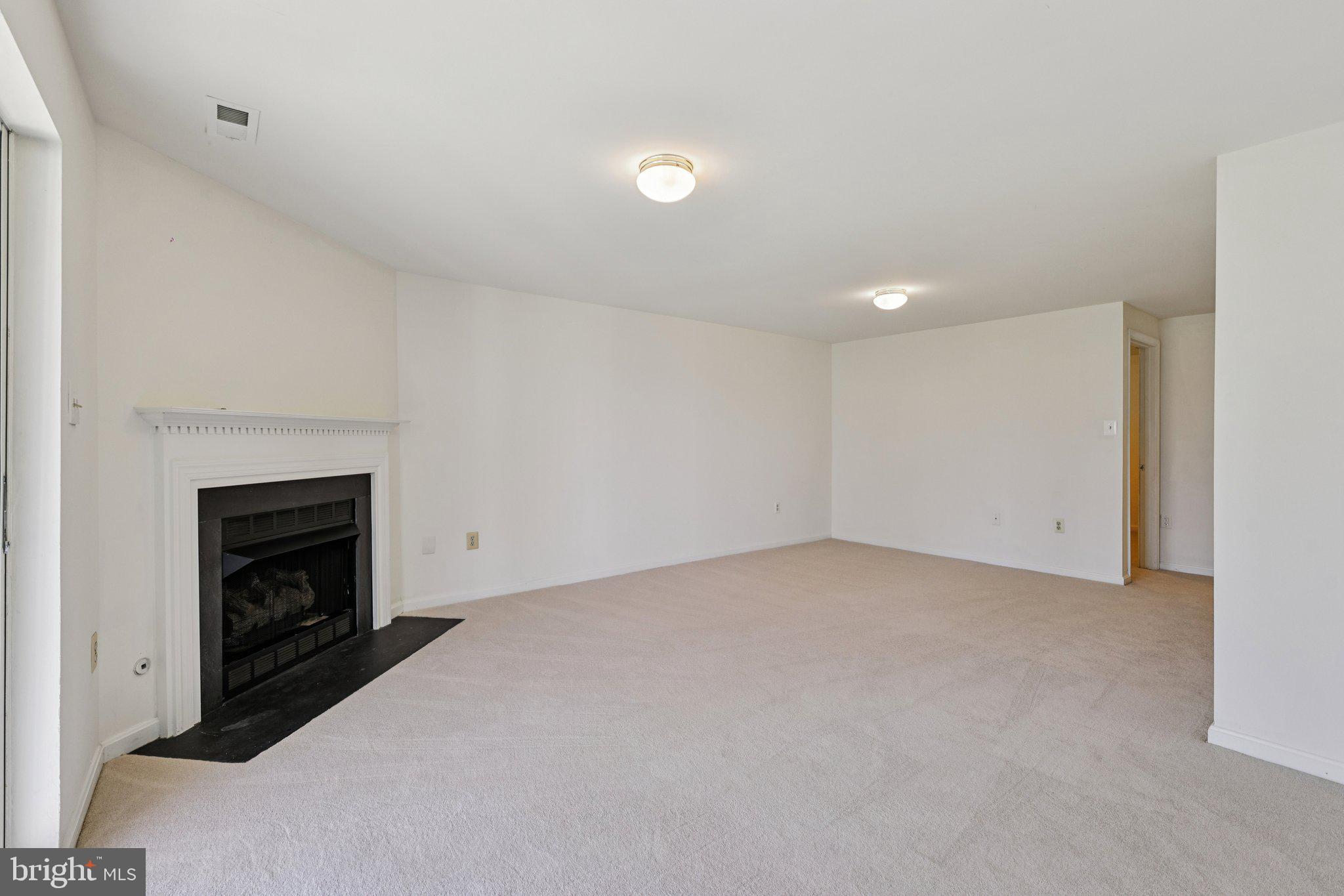 SOUTH LAKE AT MONTCLAIR - Residential