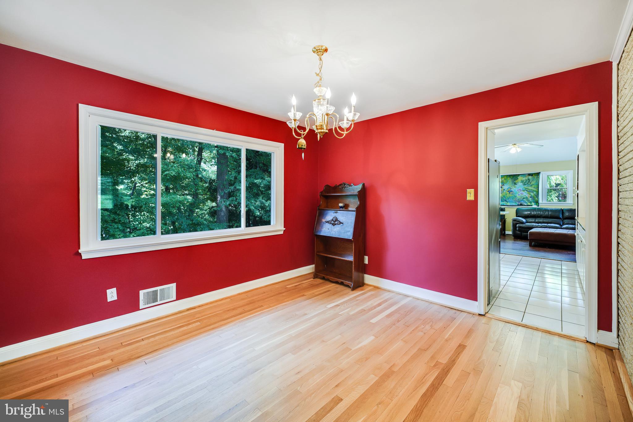 COLESVILLE MANOR - Residential