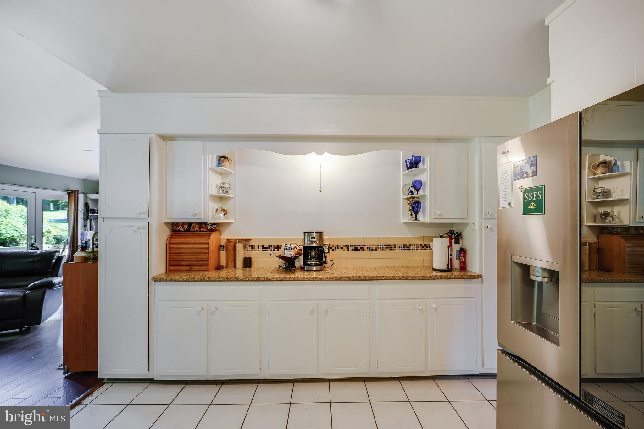 COLESVILLE MANOR - Residential