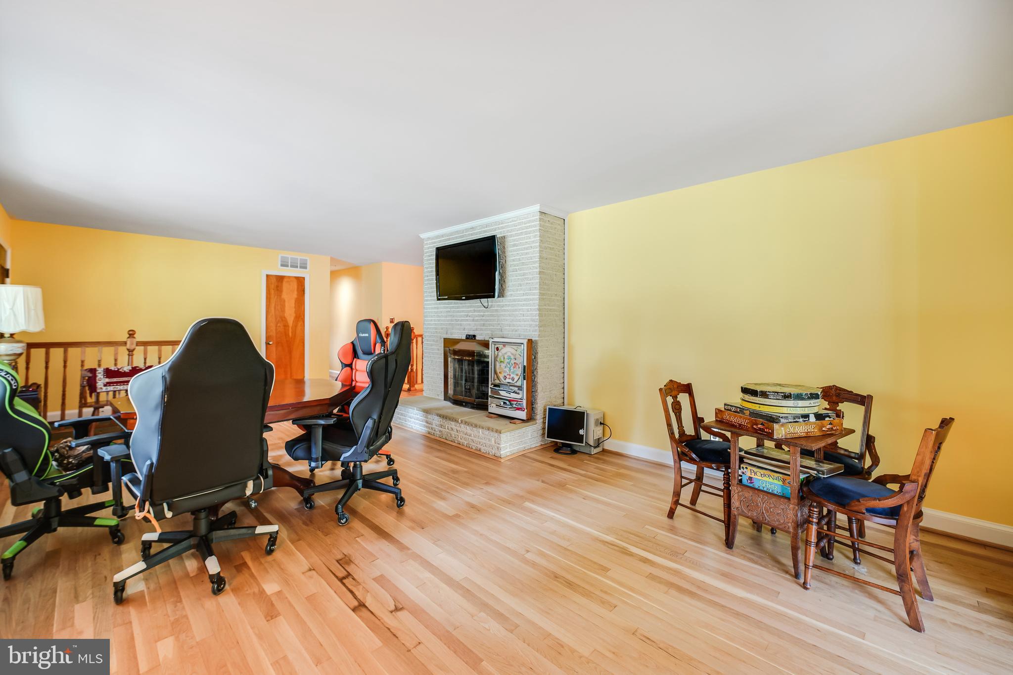 COLESVILLE MANOR - Residential