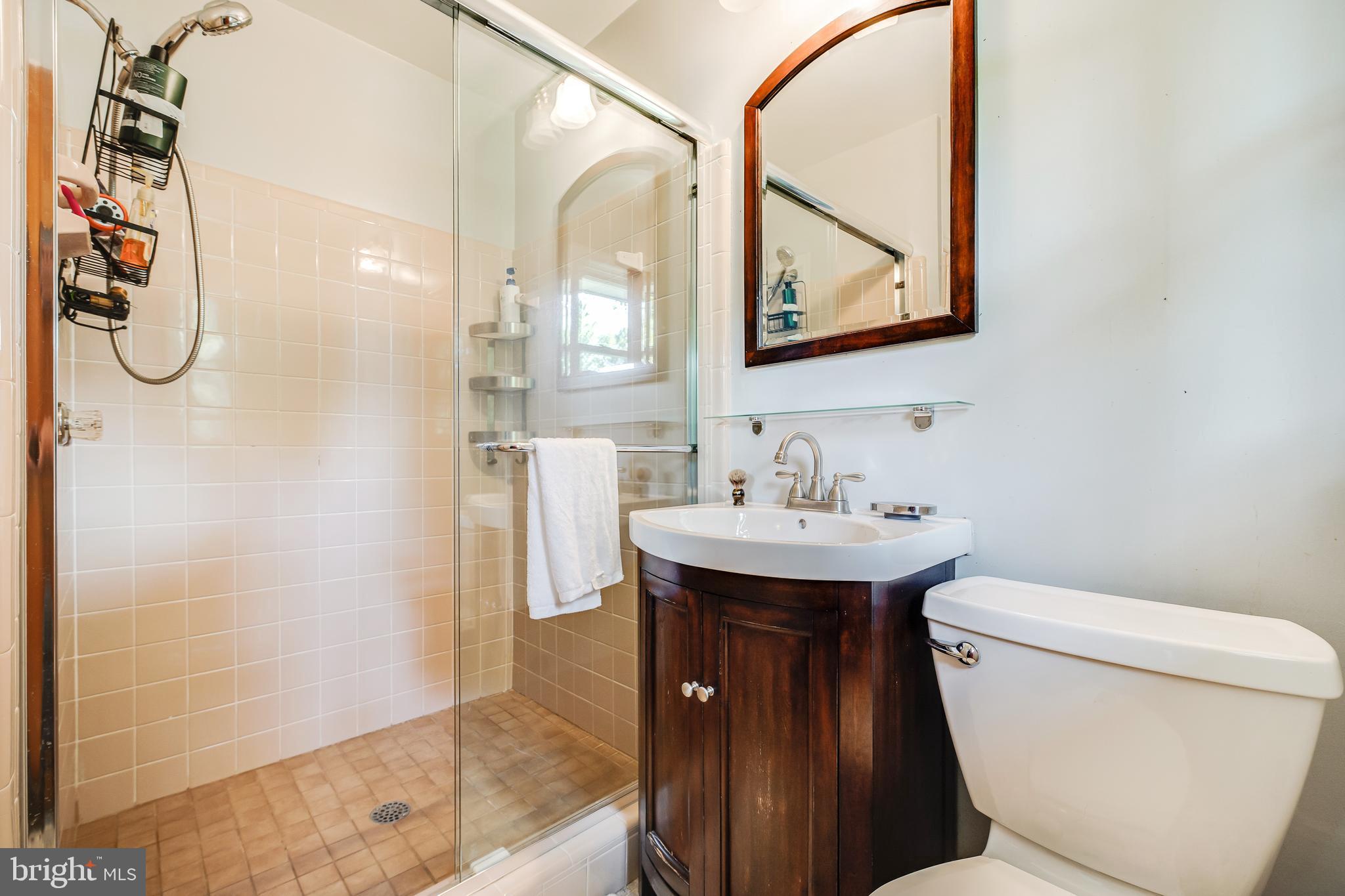 COLESVILLE MANOR - Residential