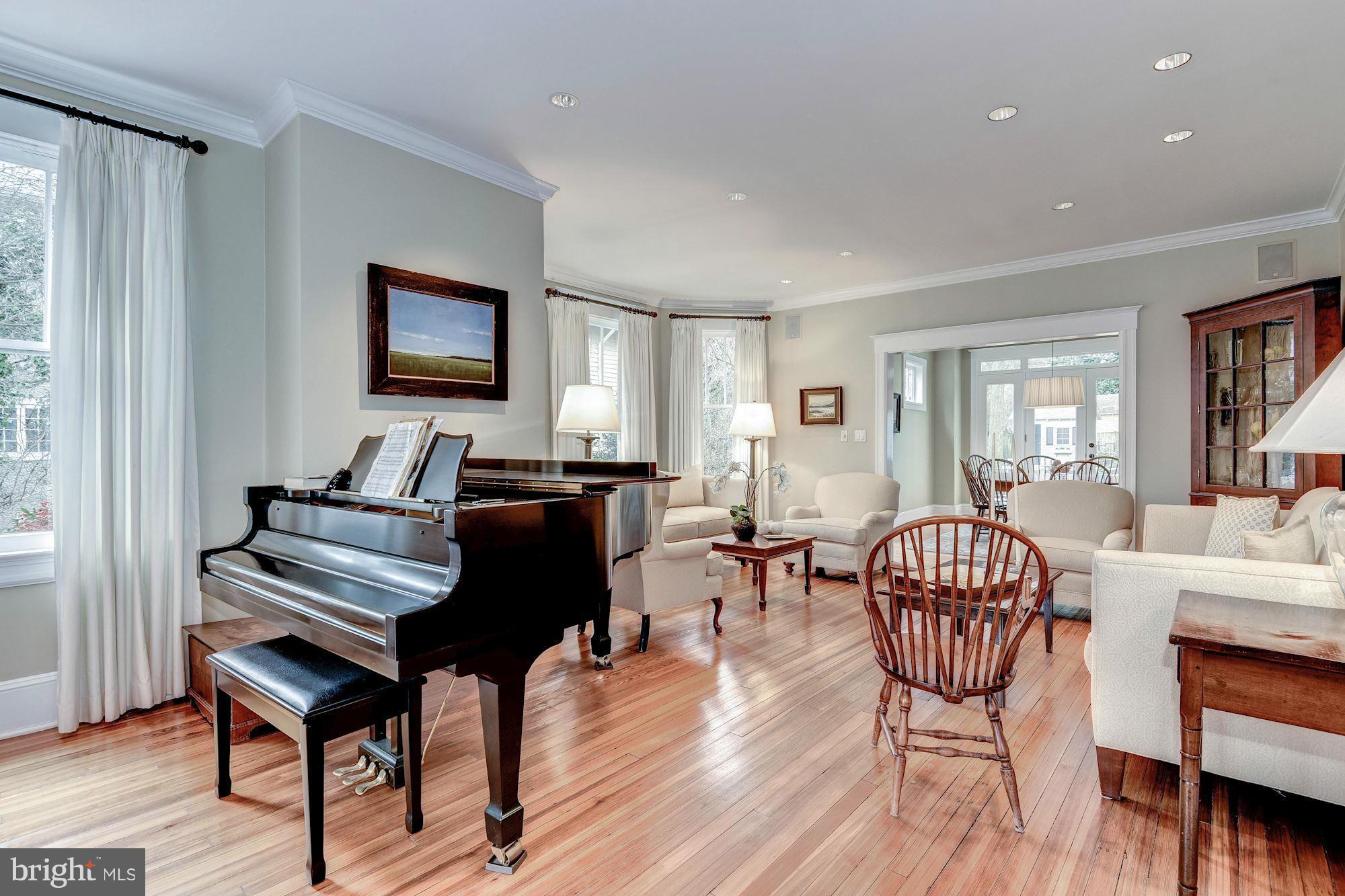 CHEVY CHASE - Residential