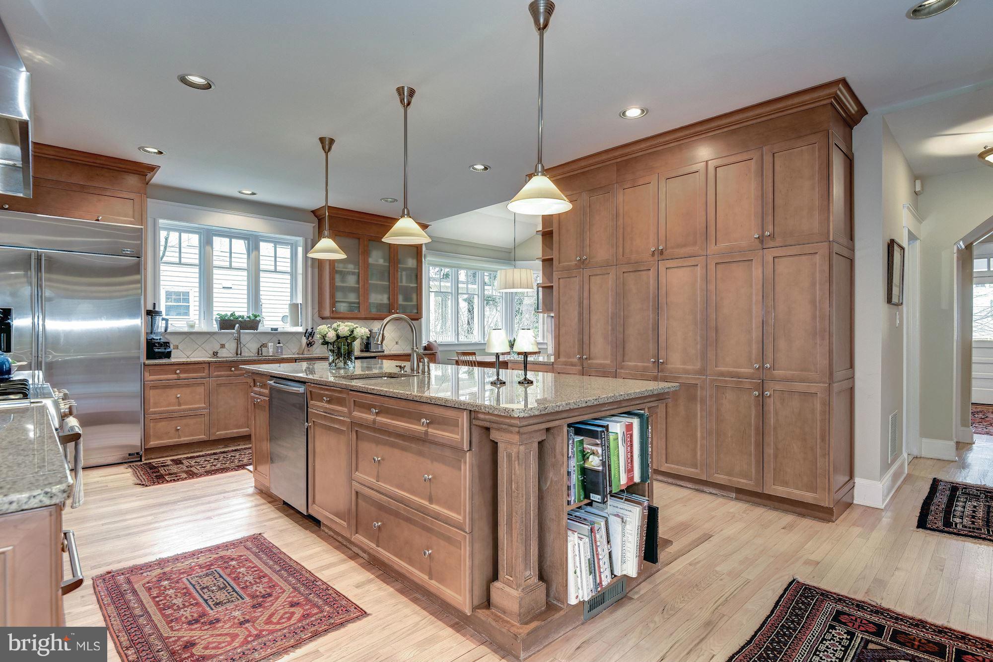 CHEVY CHASE - Residential