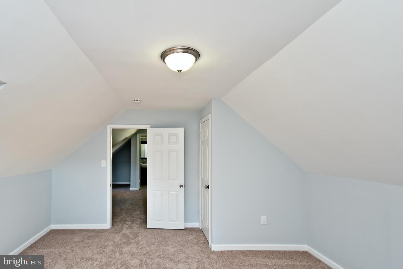 OLE LONGFIELD - Residential