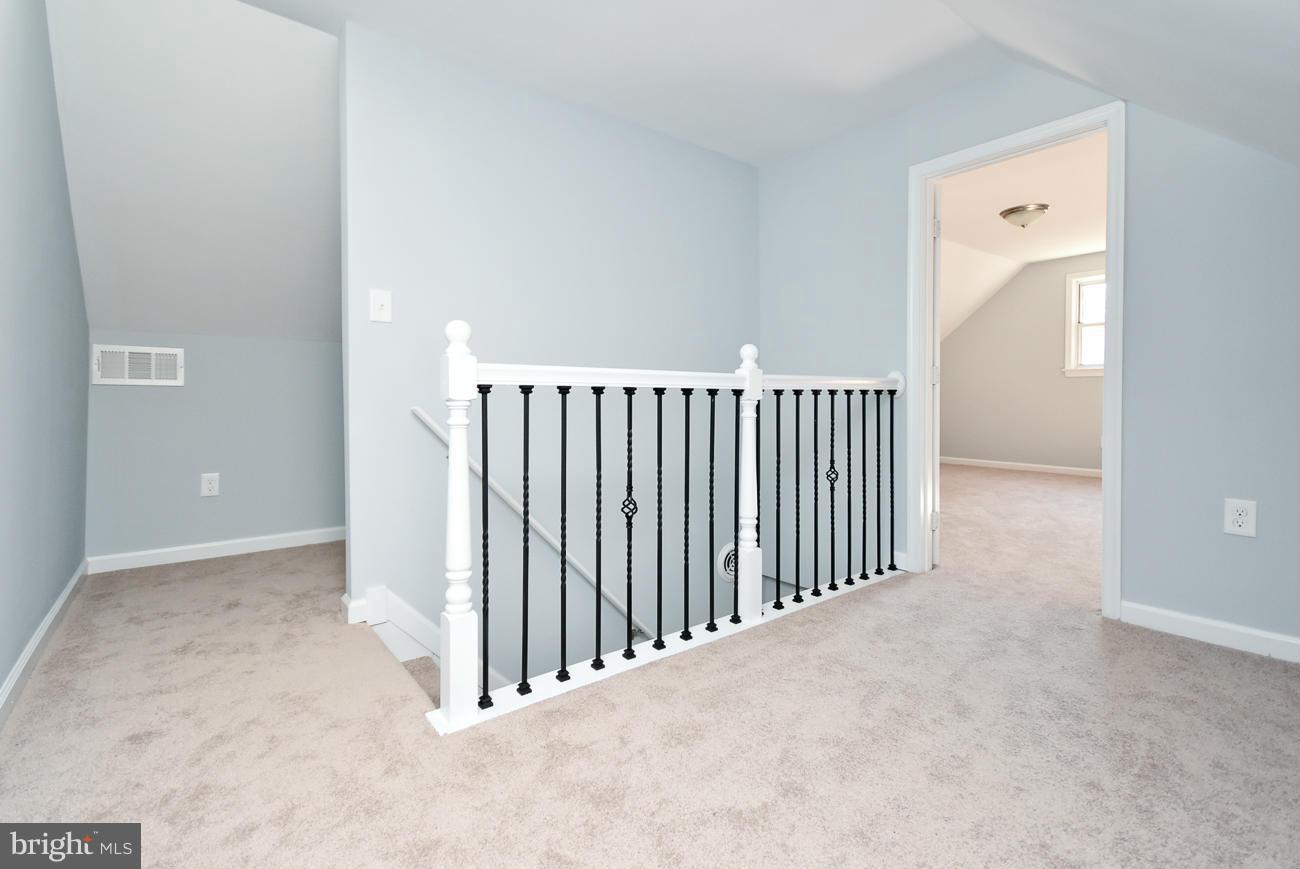 OLE LONGFIELD - Residential