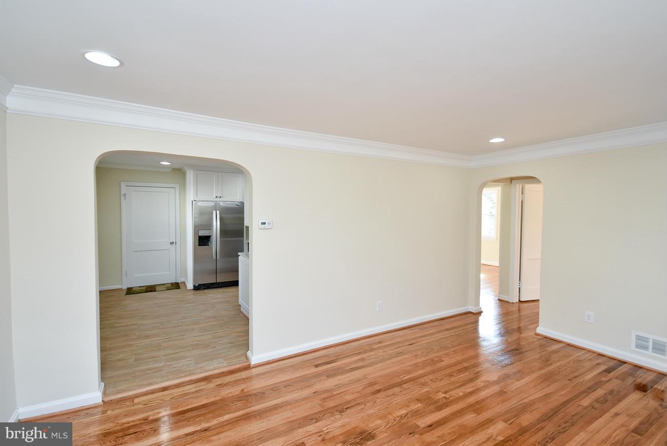 OLE LONGFIELD - Residential