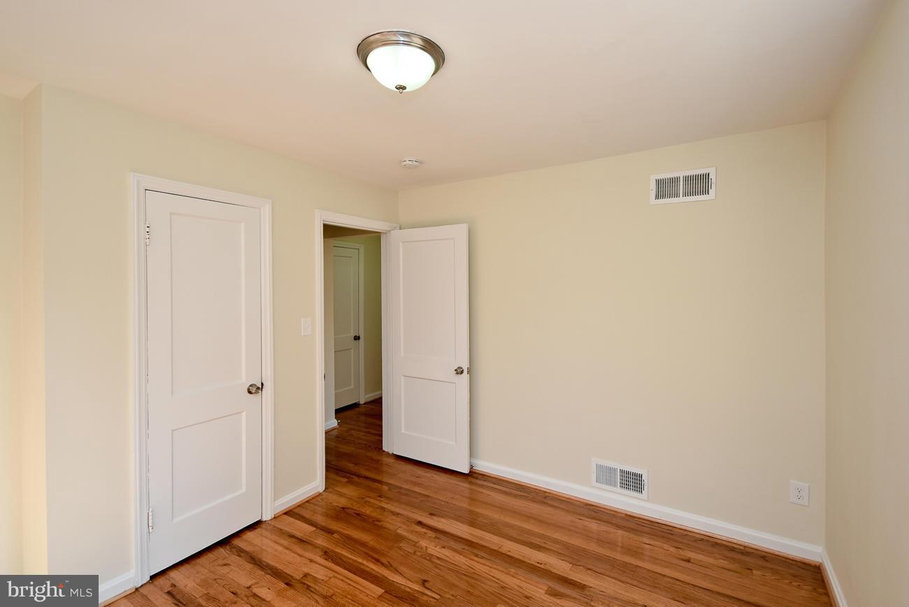 OLE LONGFIELD - Residential