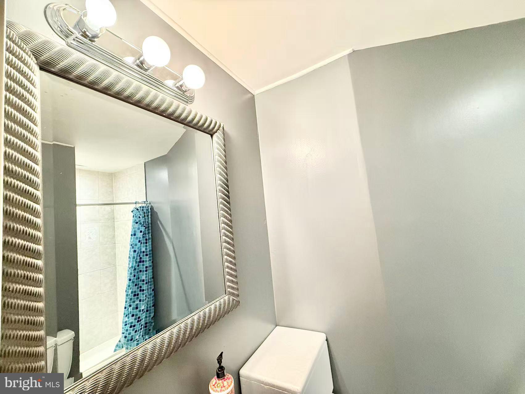 GROVE AT HUNTLEY MEADOWS - Residential Lease