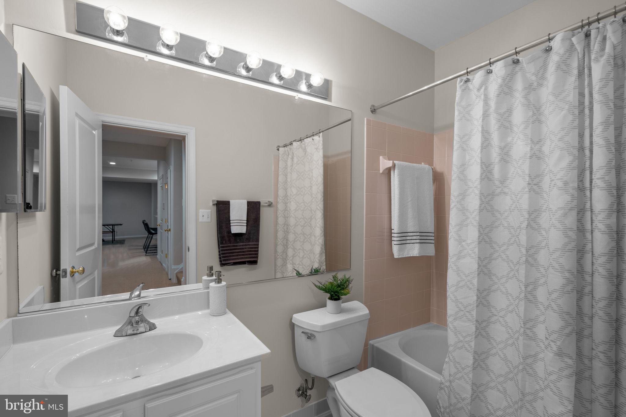 MAPLE LAWN FARMS - Residential