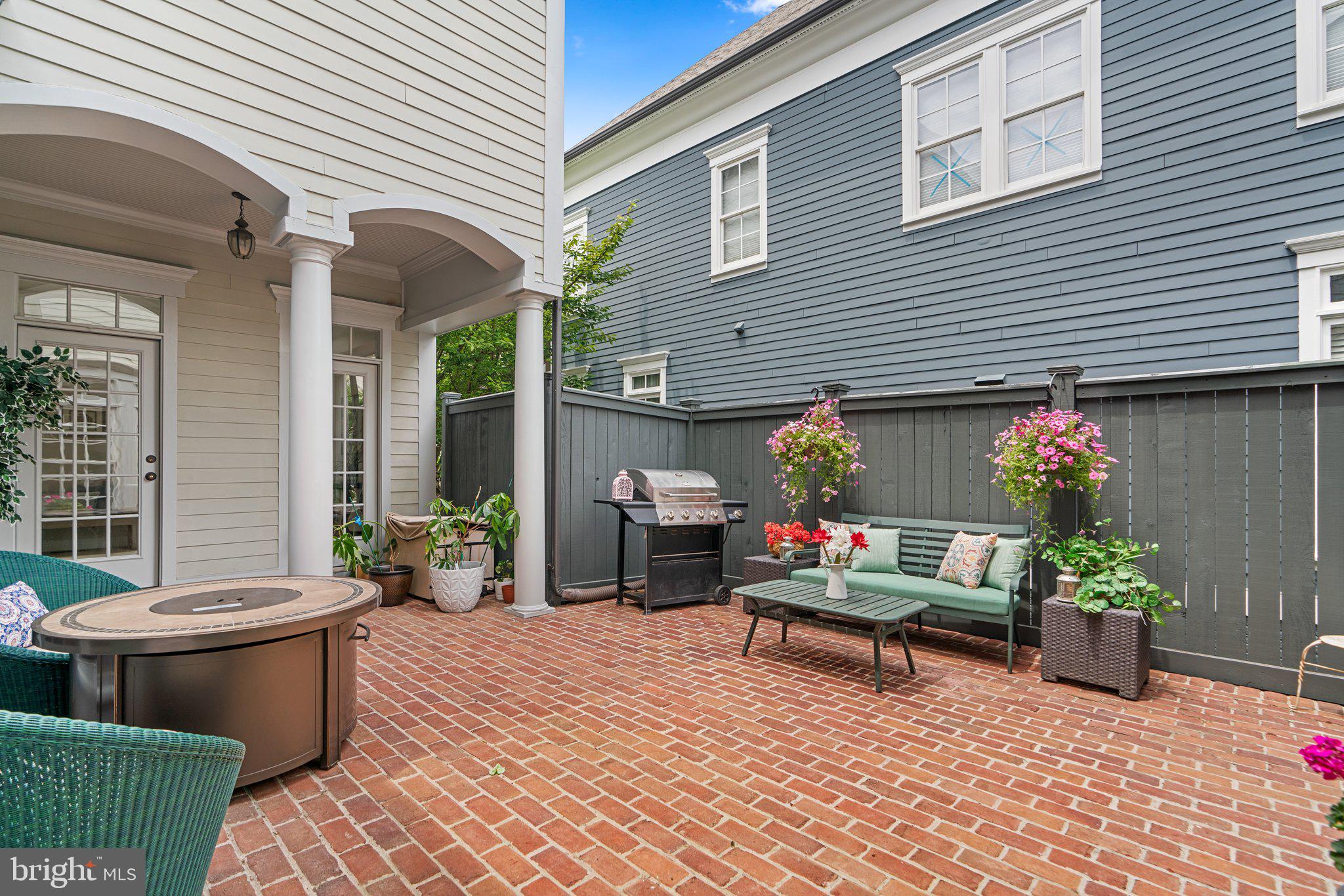 MAPLE LAWN FARMS - Residential