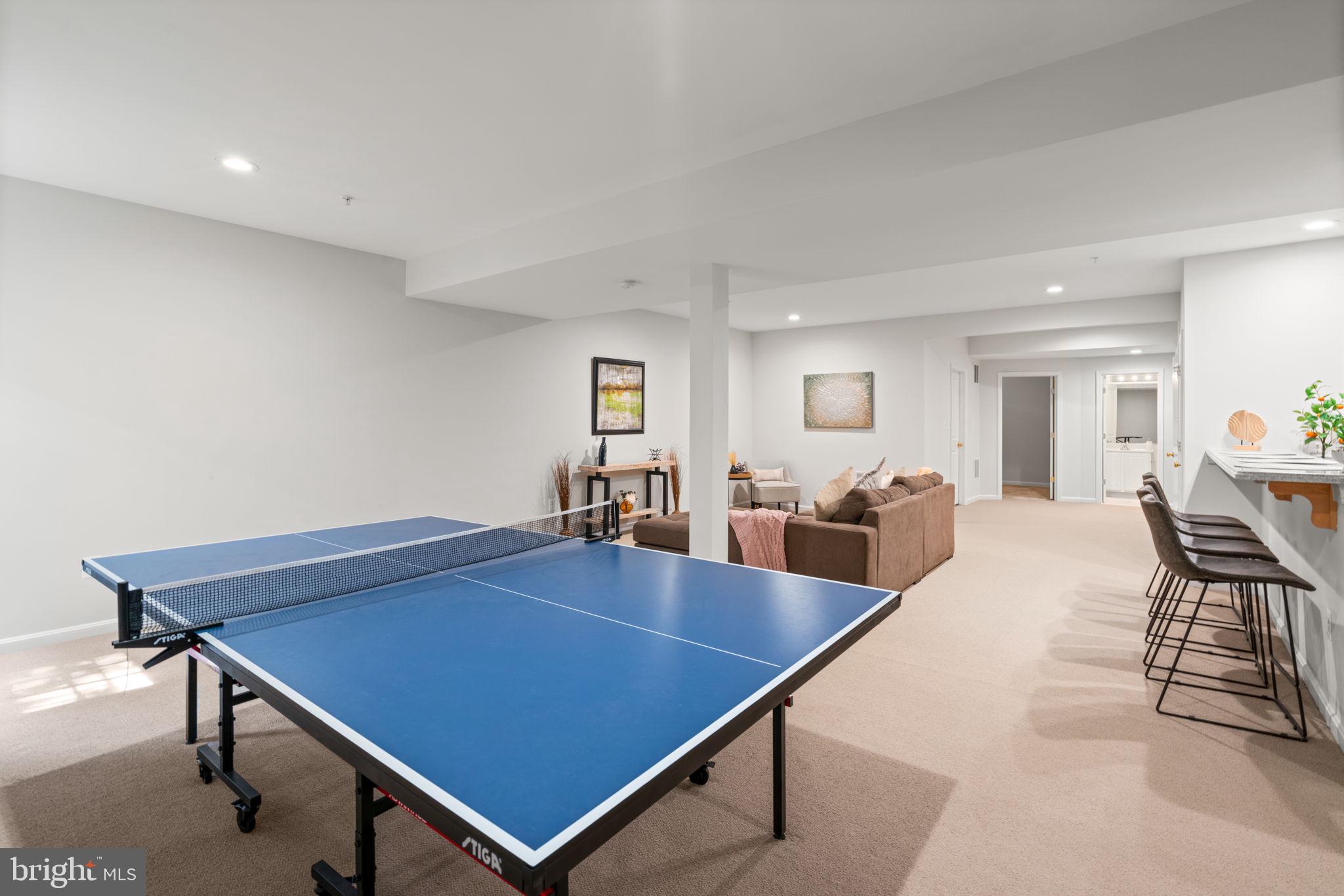 MAPLE LAWN FARMS - Residential