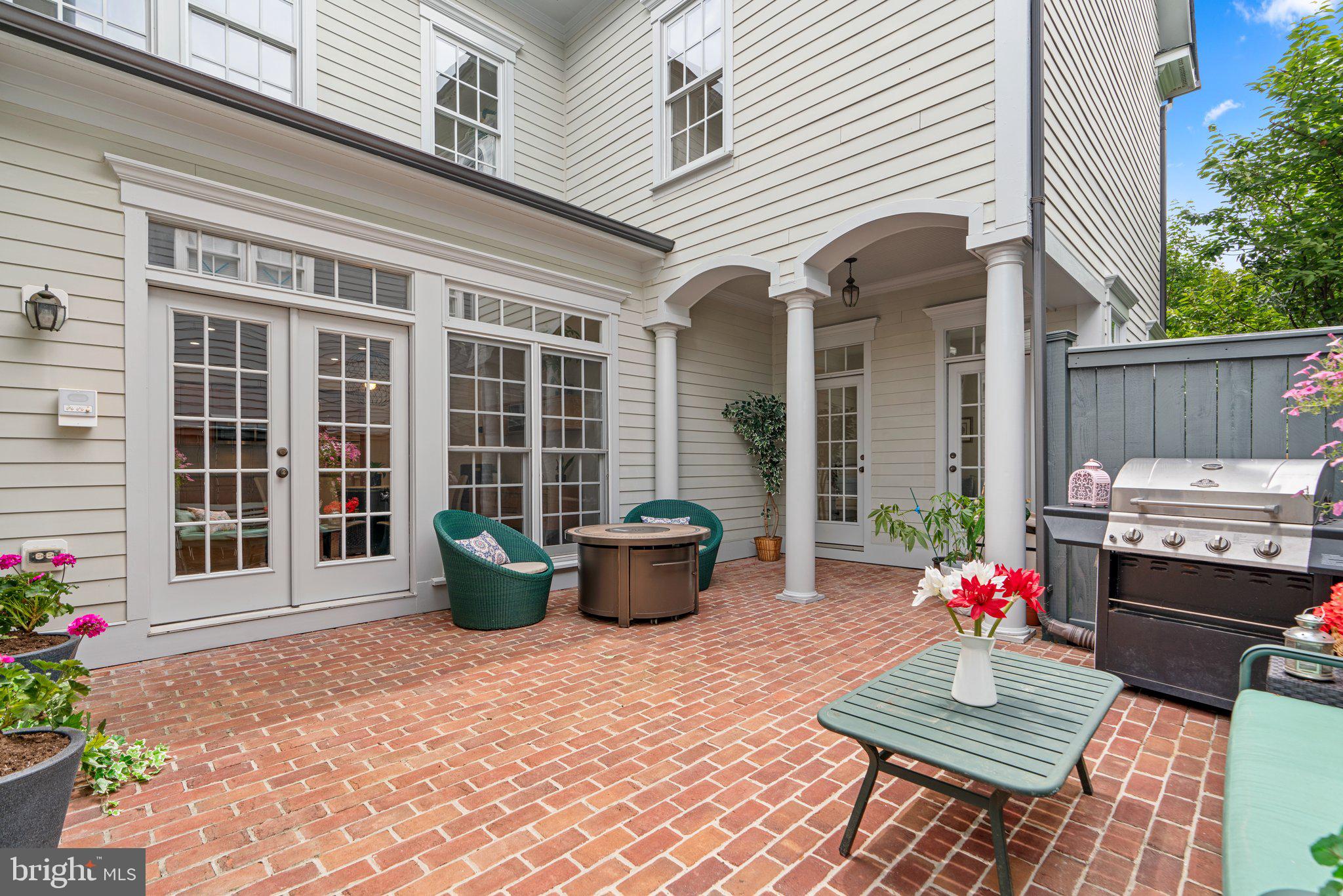 MAPLE LAWN FARMS - Residential