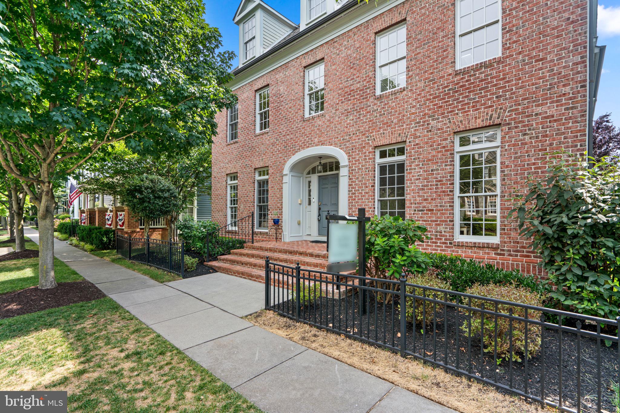 MAPLE LAWN FARMS - Residential