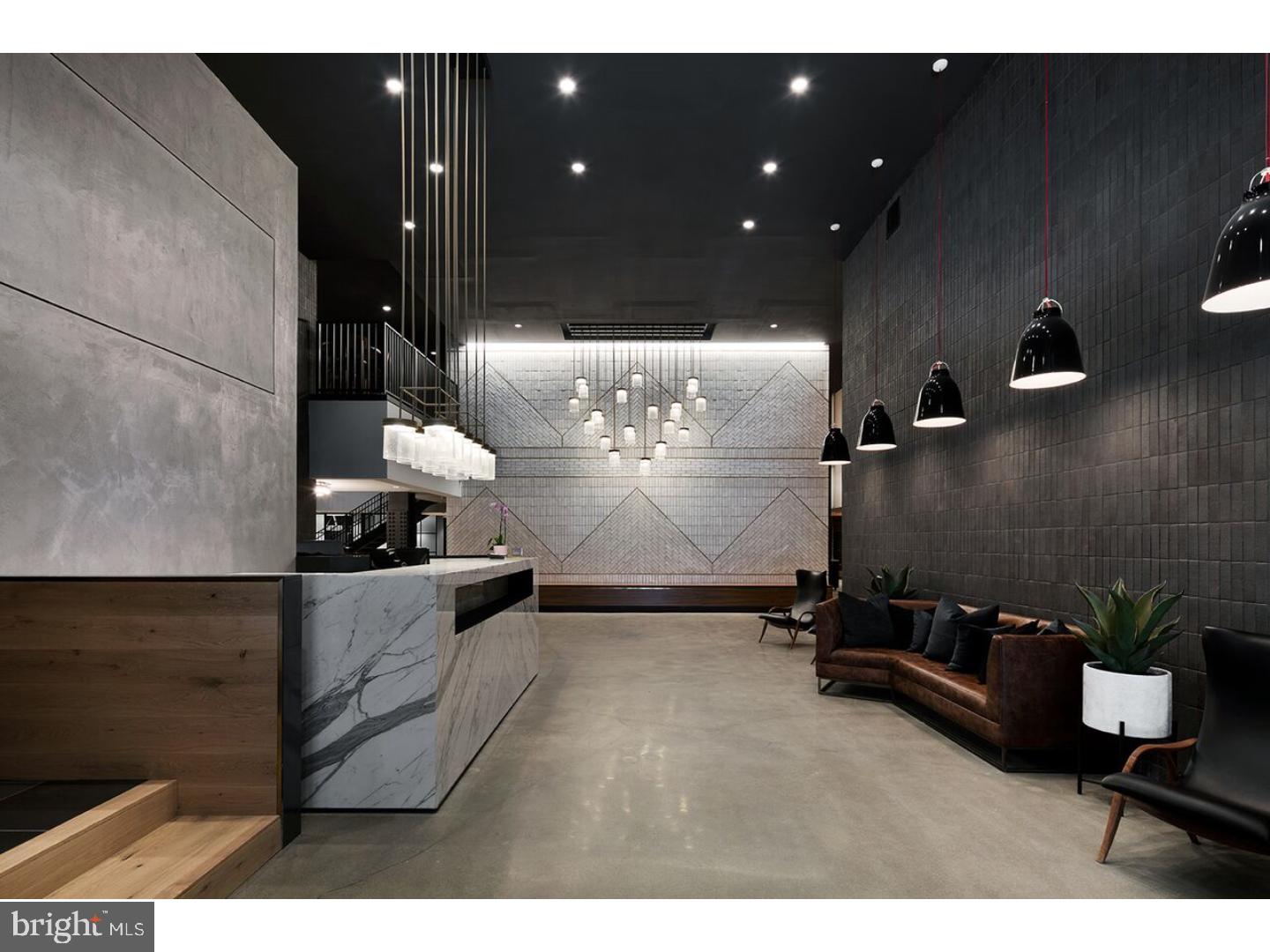 CENTER CITY - Residential Lease